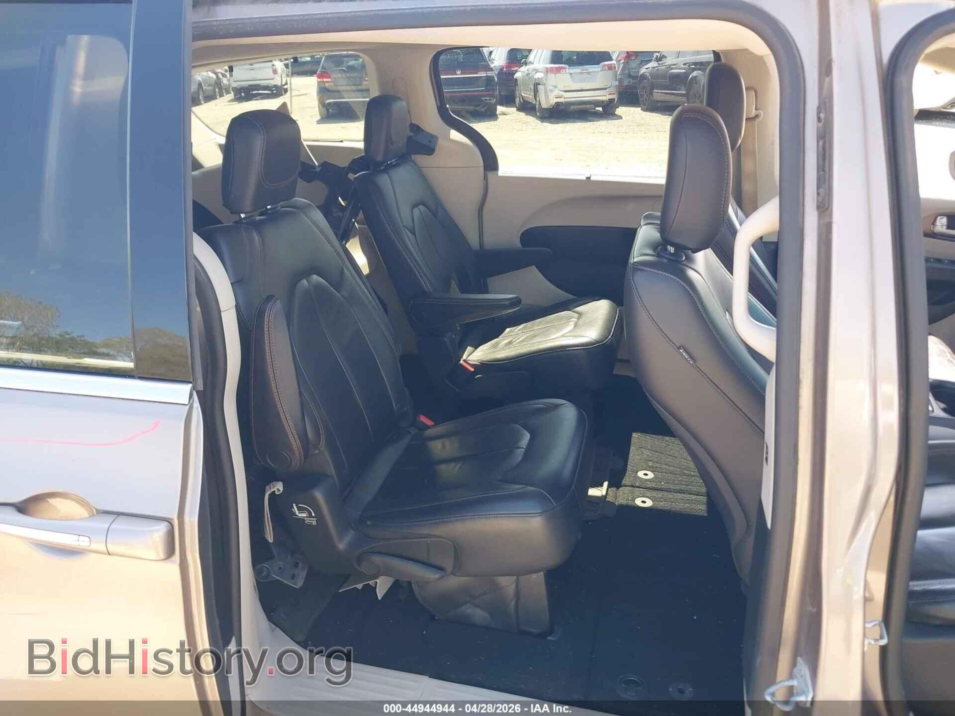 2017 CHRYSLER PACIFICA - VIN: 2C4RC1BG1HR654828 - Фото 8