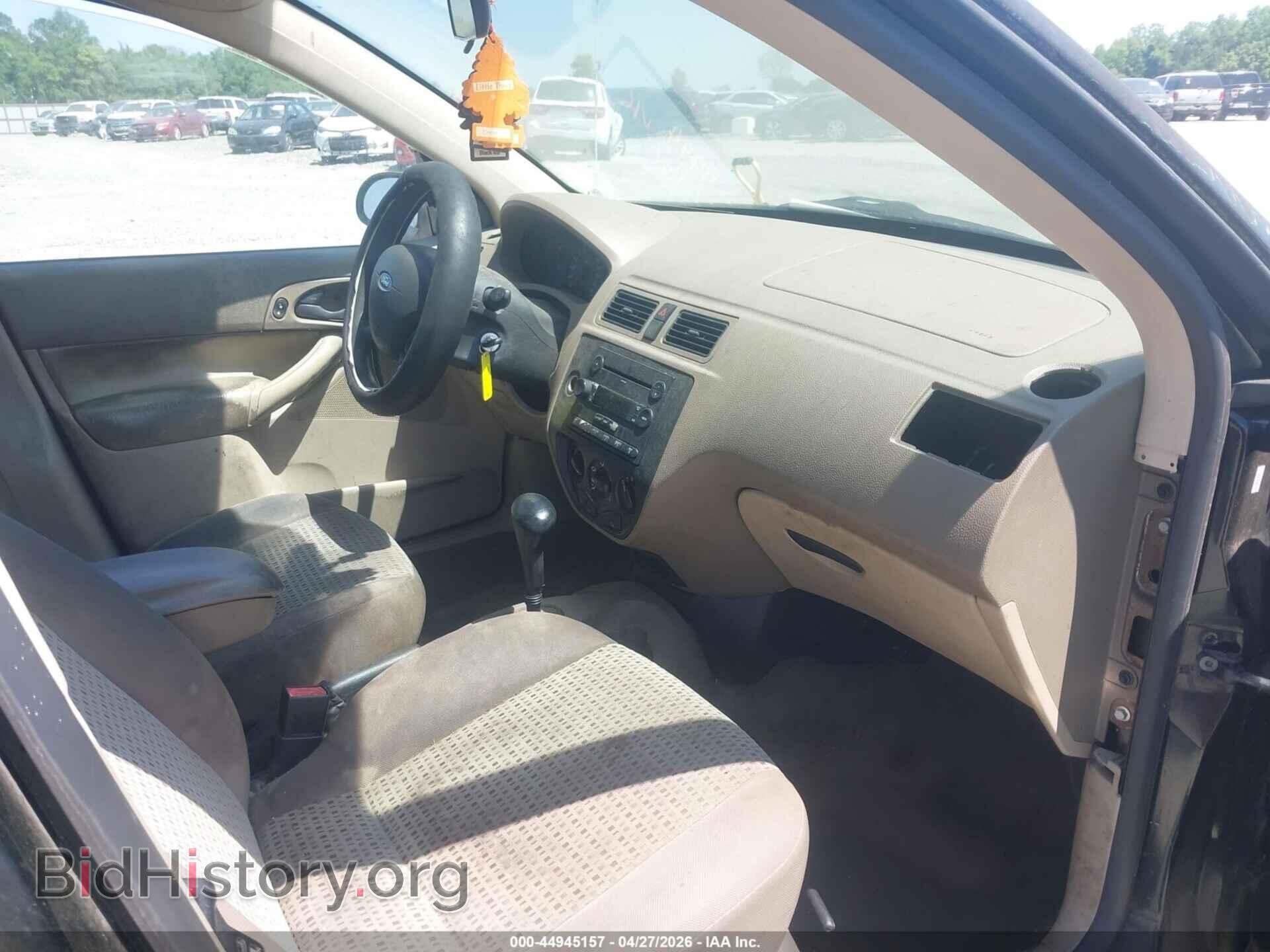 2007 FORD FOCUS - VIN: 1FAFP34N97W200059 - Photo 5