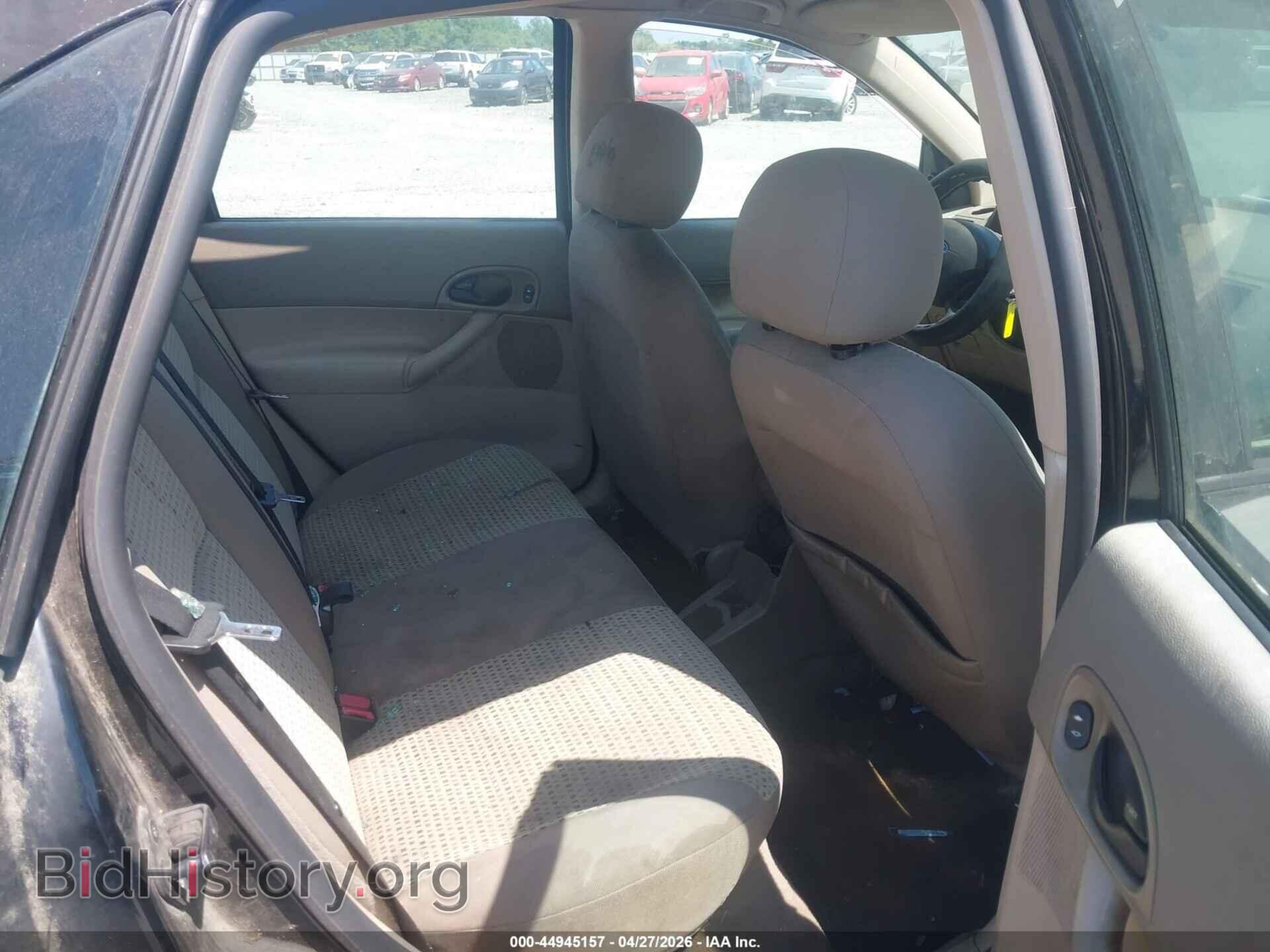 2007 FORD FOCUS - VIN: 1FAFP34N97W200059 - Photo 8