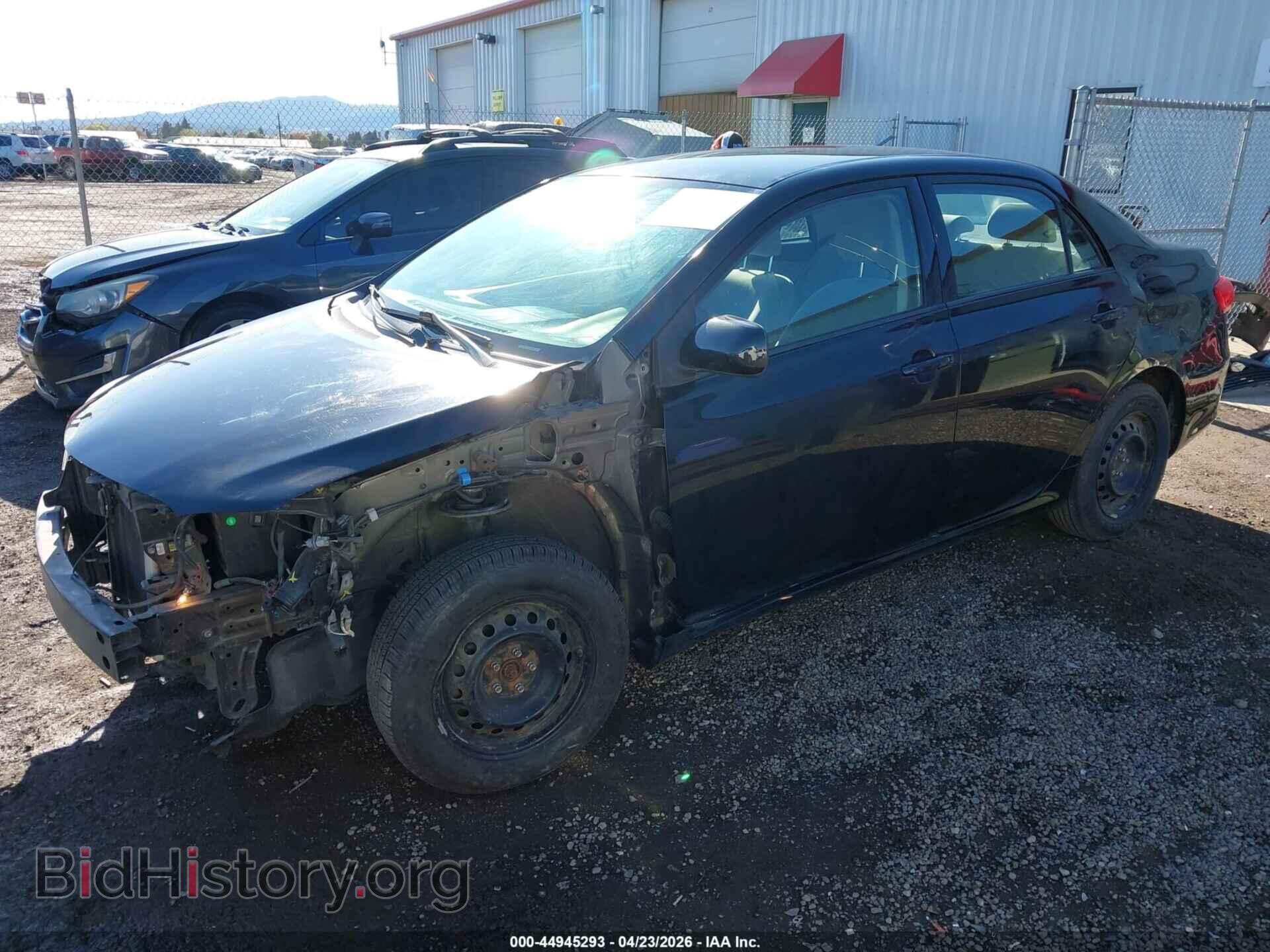 2011 TOYOTA COROLLA - VIN: 2T1BU4EE1BC563401 - Фото 2