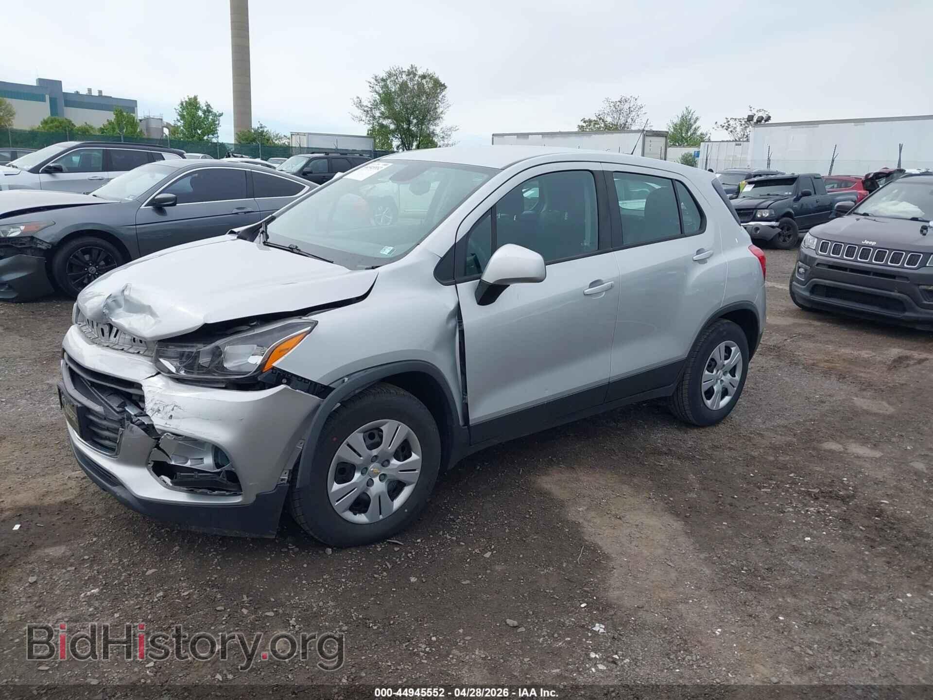 2017 CHEVROLET TRAX - VIN: 3GNCJKSB3HL283441 - Photo 2