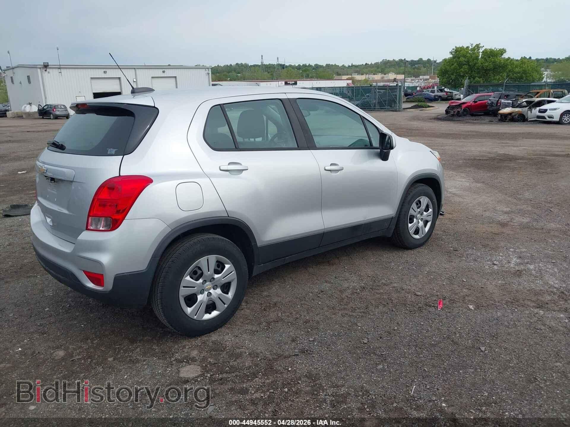 2017 CHEVROLET TRAX - VIN: 3GNCJKSB3HL283441 - Photo 4