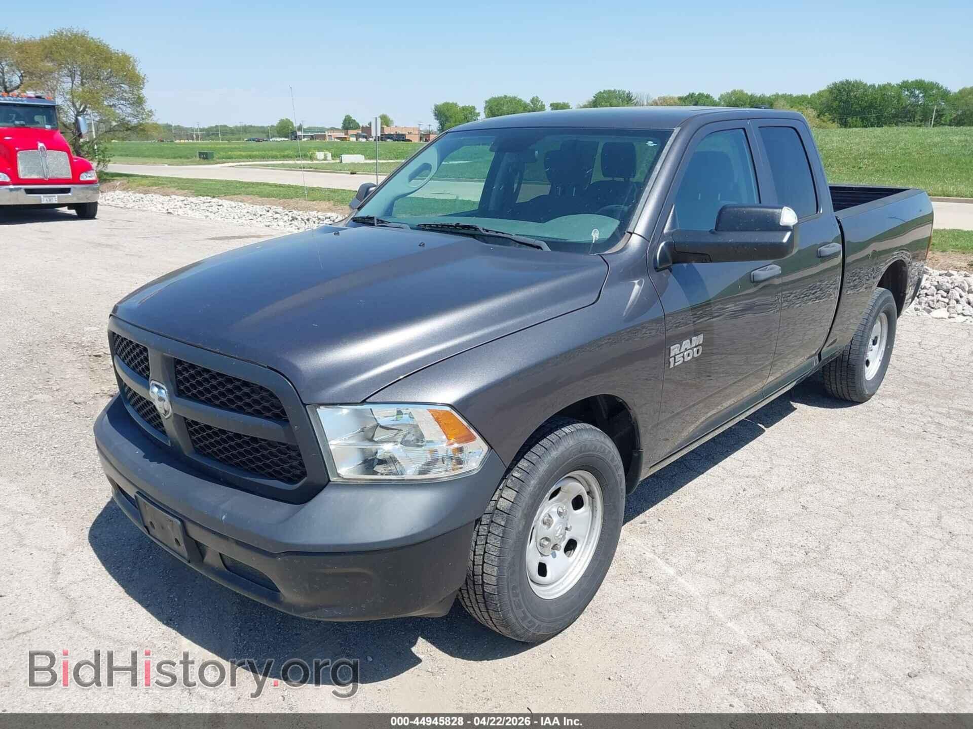 2017 RAM 1500 - VIN: 1C6RR6FG7HS542000 - Фото 2