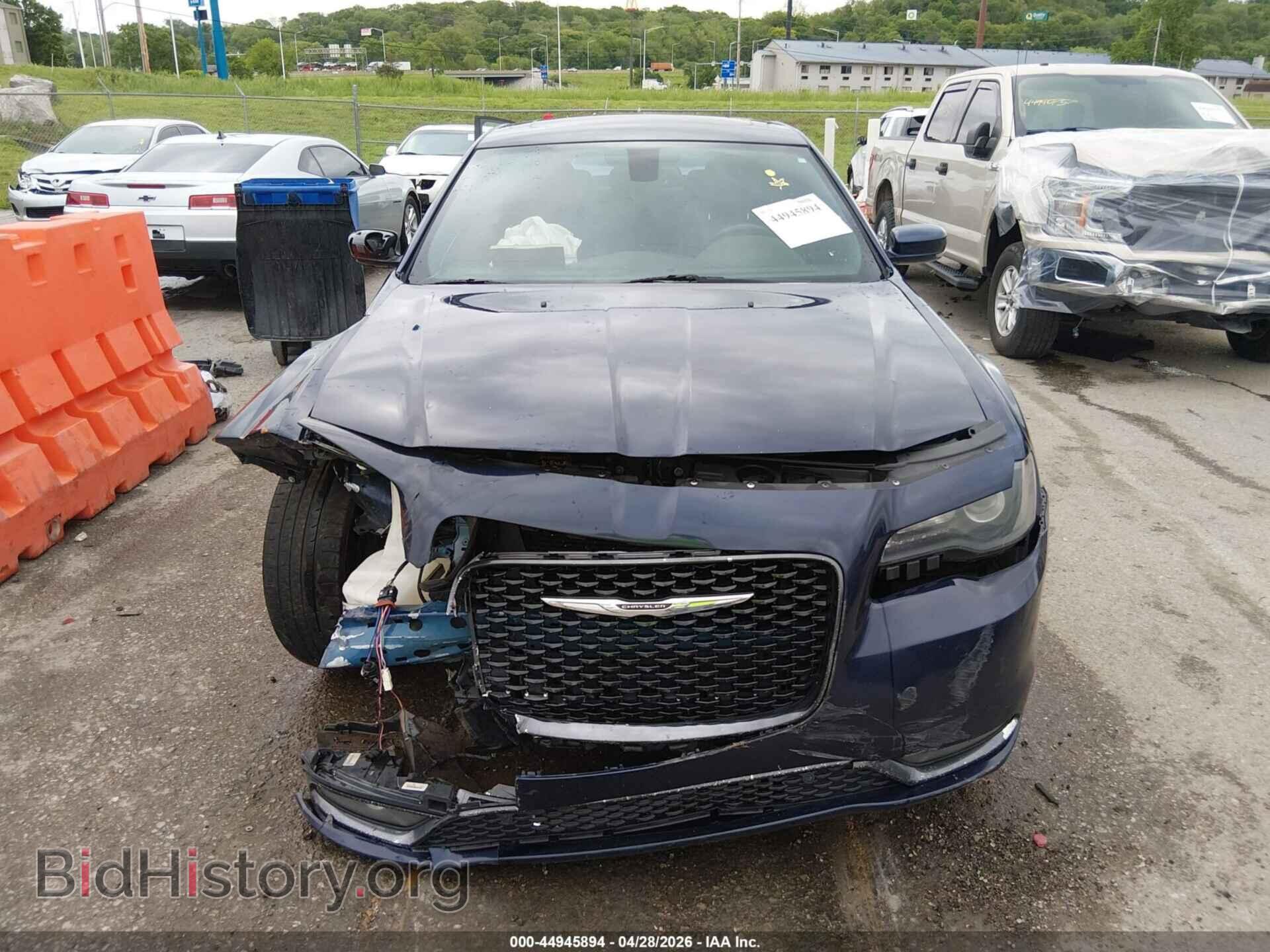 2016 CHRYSLER 300 - VIN: 2C3CCAGG2GH208887 - Photo 12