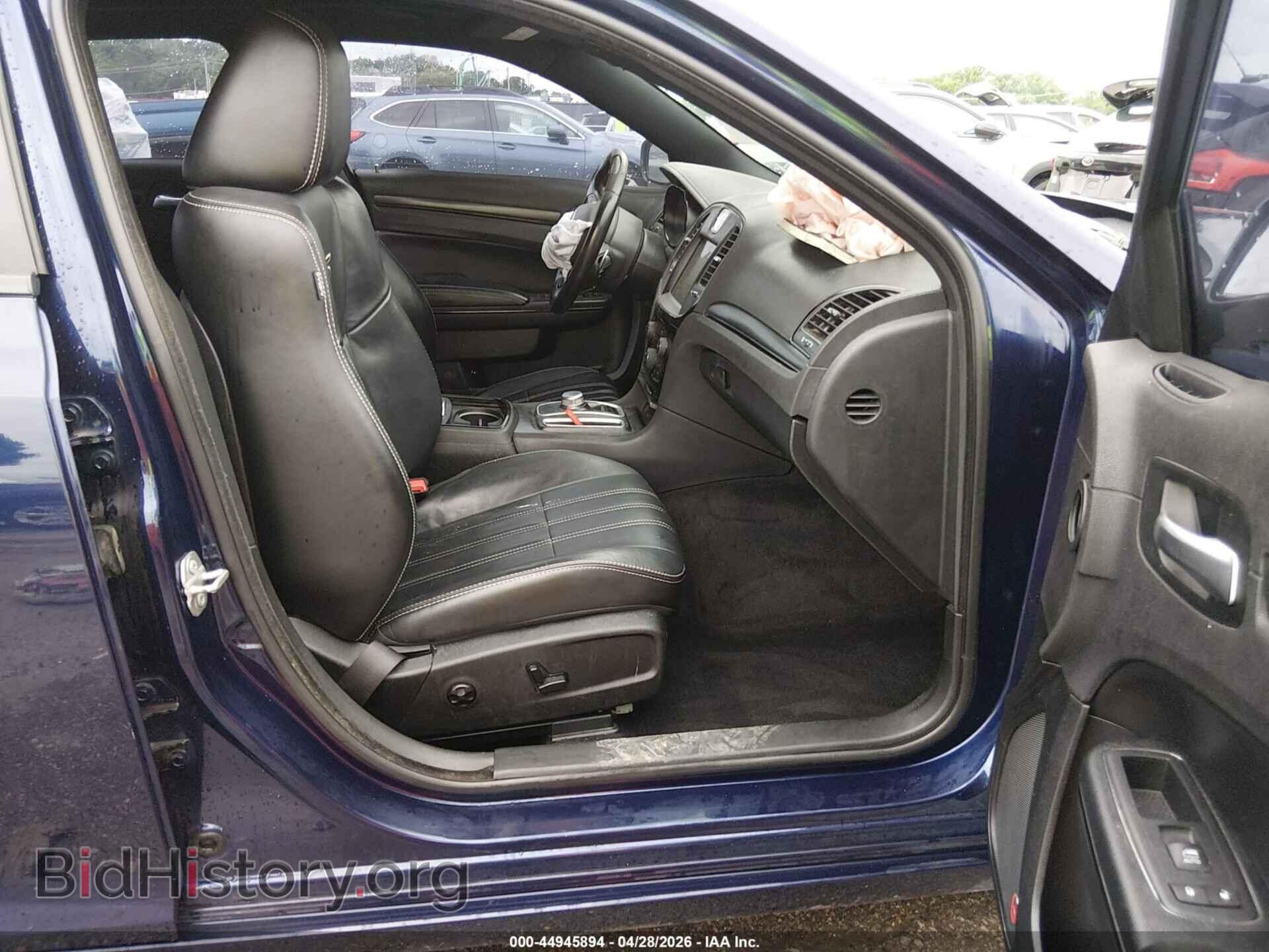 2016 CHRYSLER 300 - VIN: 2C3CCAGG2GH208887 - Photo 5