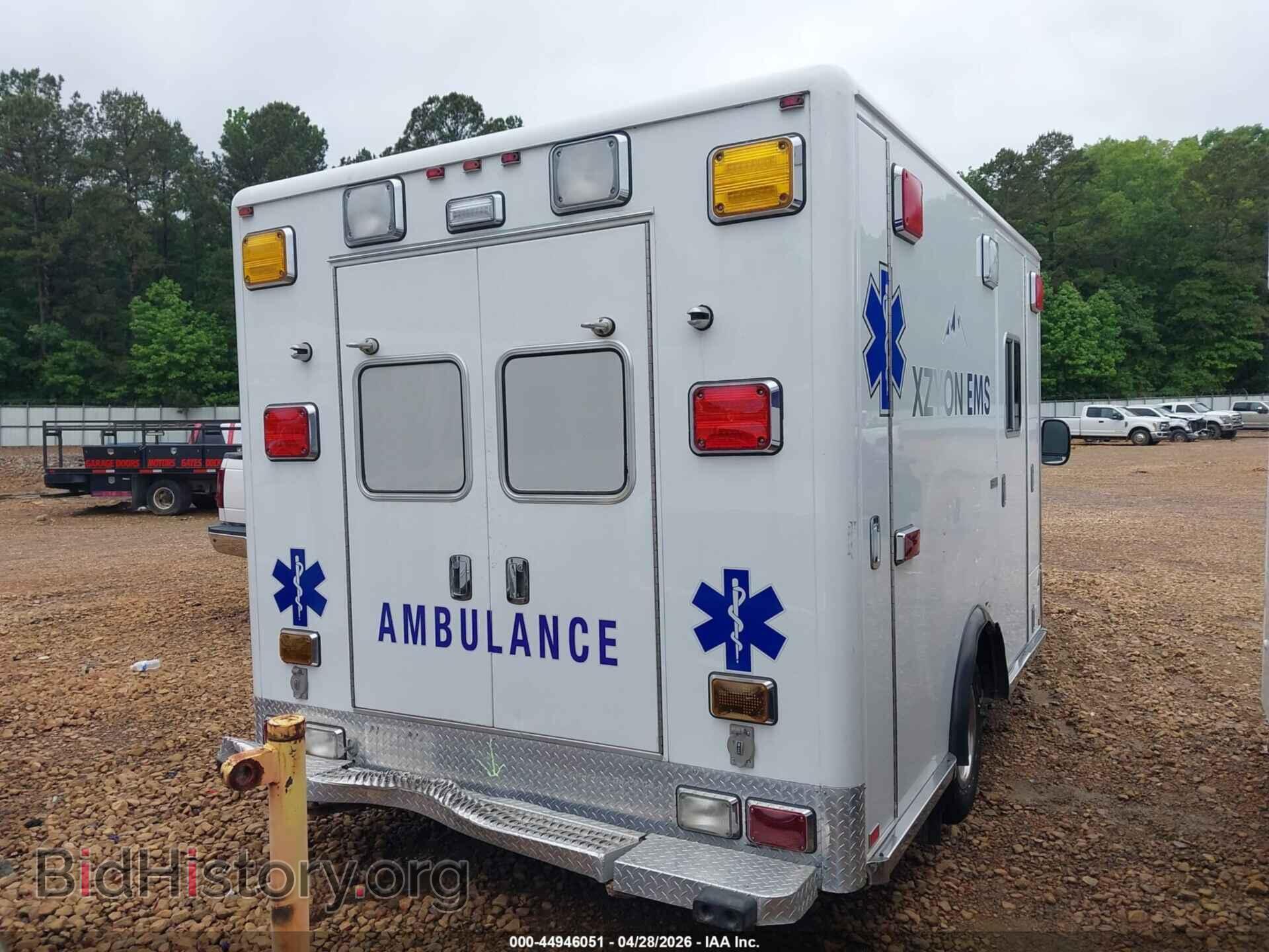 2011 FORD E-350 CUTAWAY - VIN: 1FDWE3FS8BDB00117 - Фото 4