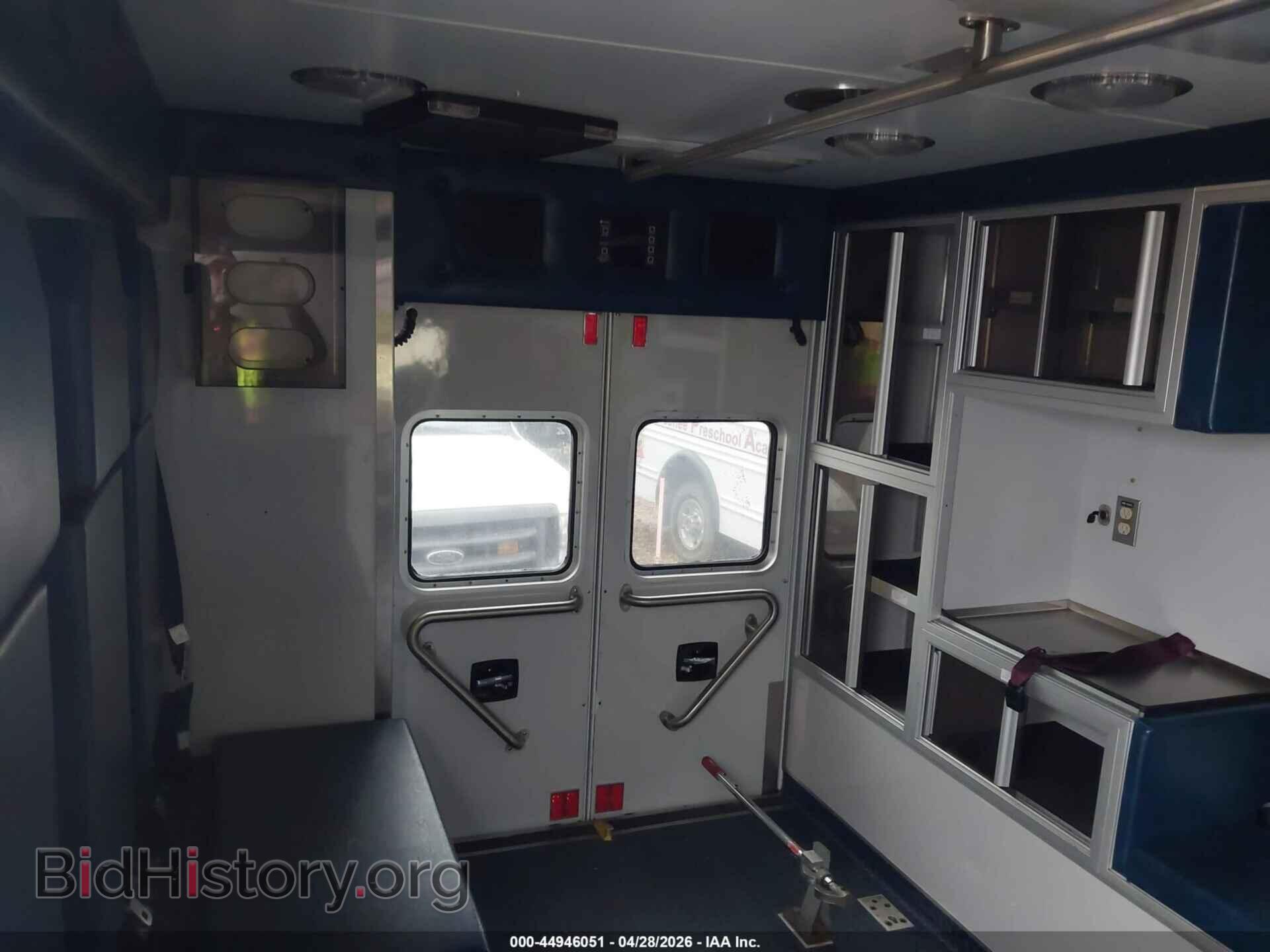 2011 FORD E-350 CUTAWAY - VIN: 1FDWE3FS8BDB00117 - Фото 7