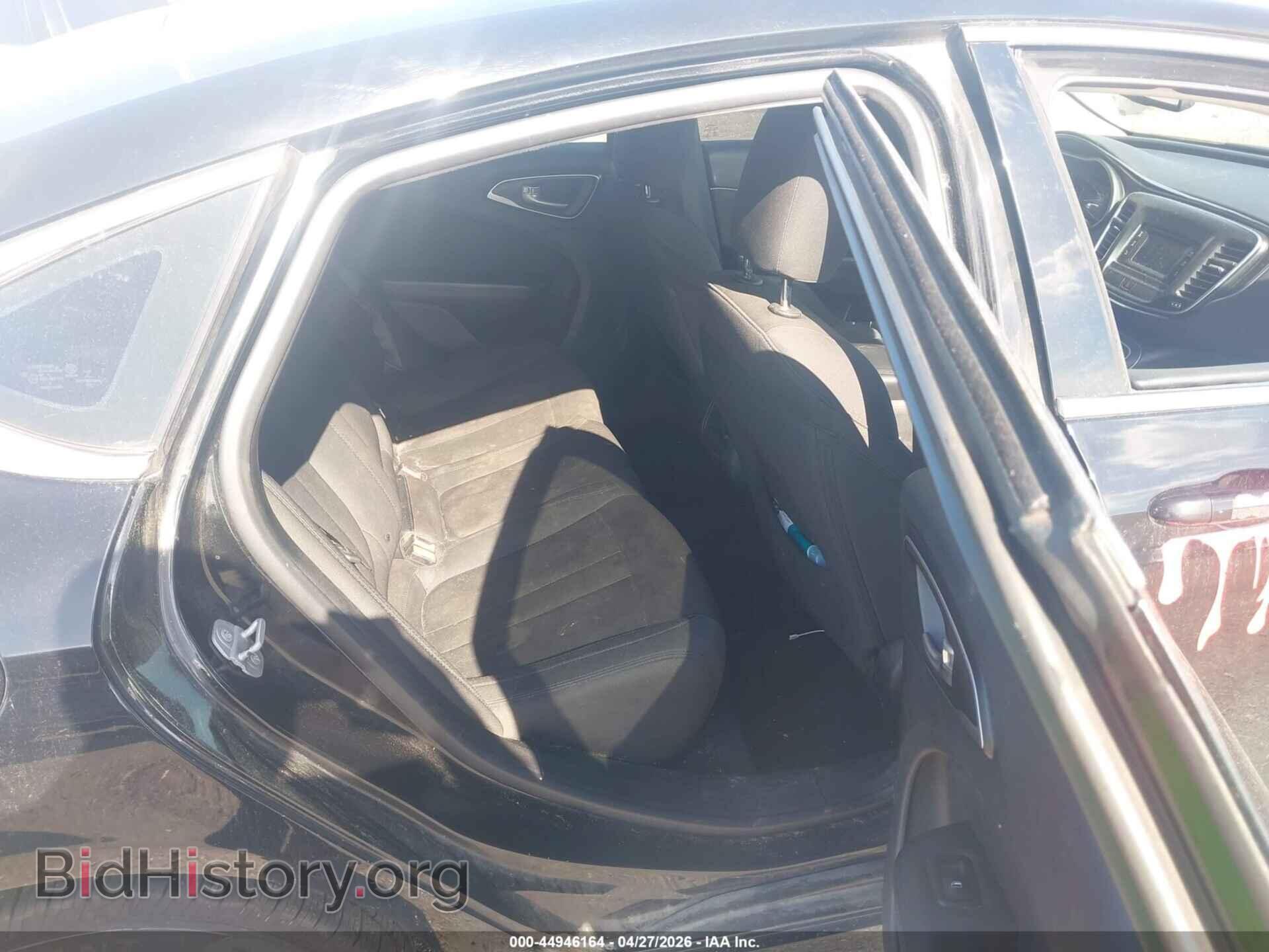 2015 CHRYSLER 200 - VIN: 1C3CCCAB7FN745625 - Фото 8