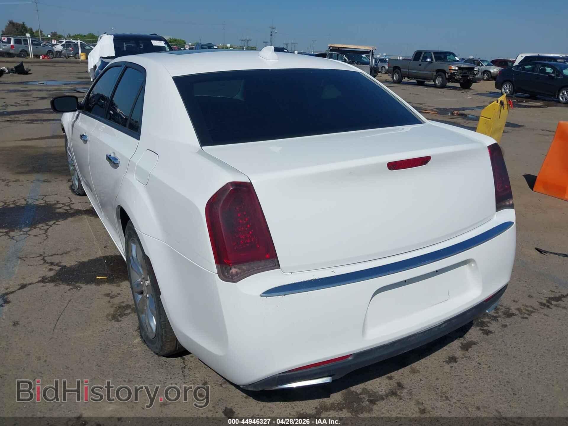 2016 CHRYSLER 300C - VIN: 2C3CCAKG5GH192319 - Фото 3