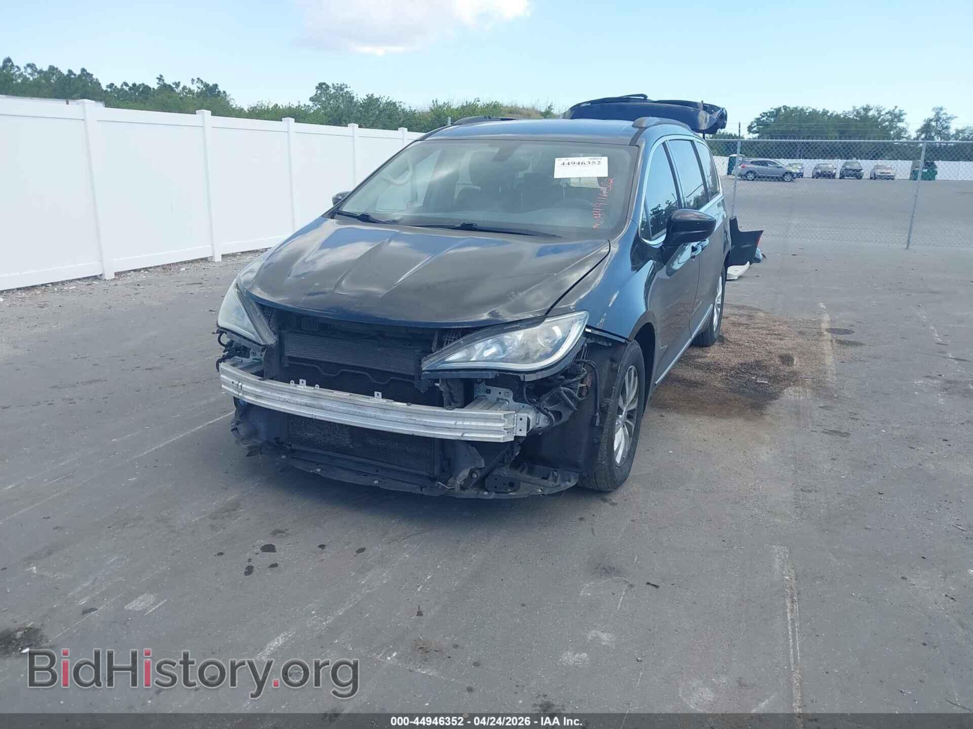 2017 CHRYSLER PACIFICA - VIN: 2C4RC1BG1HR526265 - Фото 2