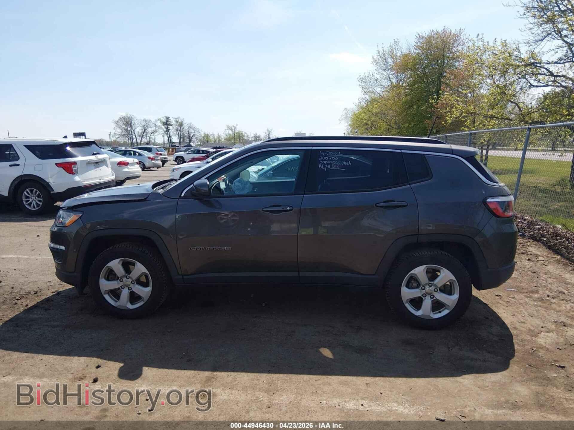 2019 JEEP COMPASS - VIN: 3C4NJDBB4KT828406 - Фото 14