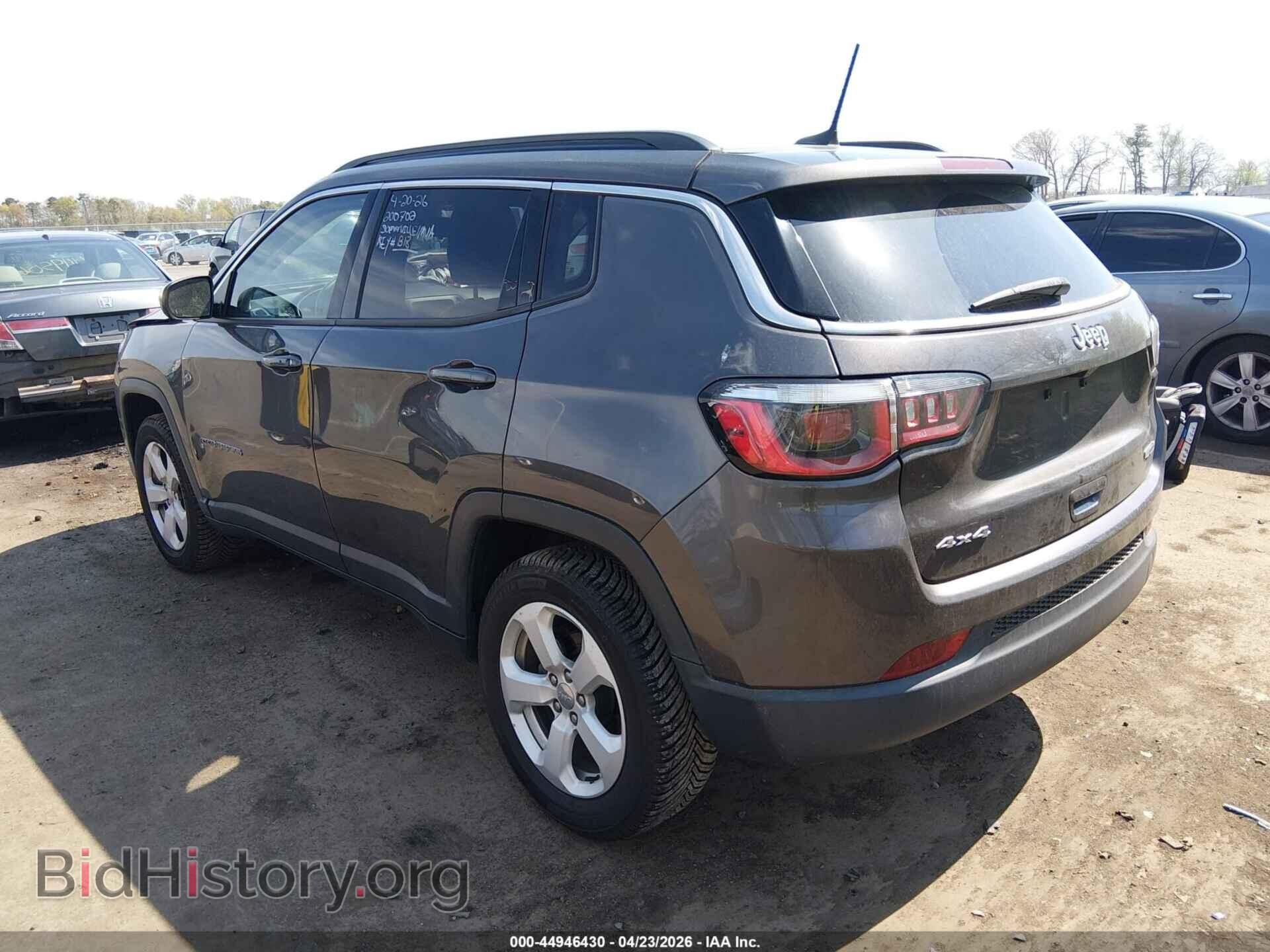 2019 JEEP COMPASS - VIN: 3C4NJDBB4KT828406 - Фото 3