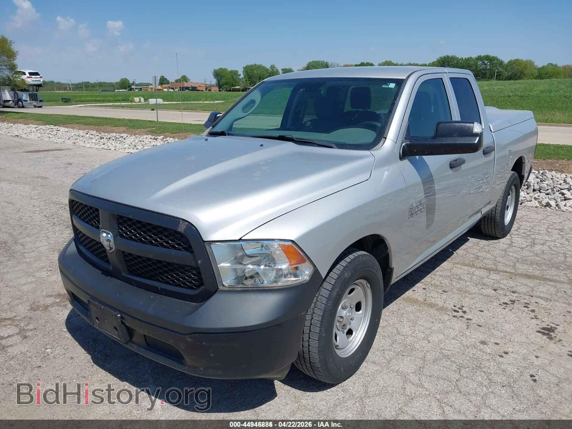 2017 RAM 1500 - VIN: 1C6RR6FG2HS609442 - Фото 2