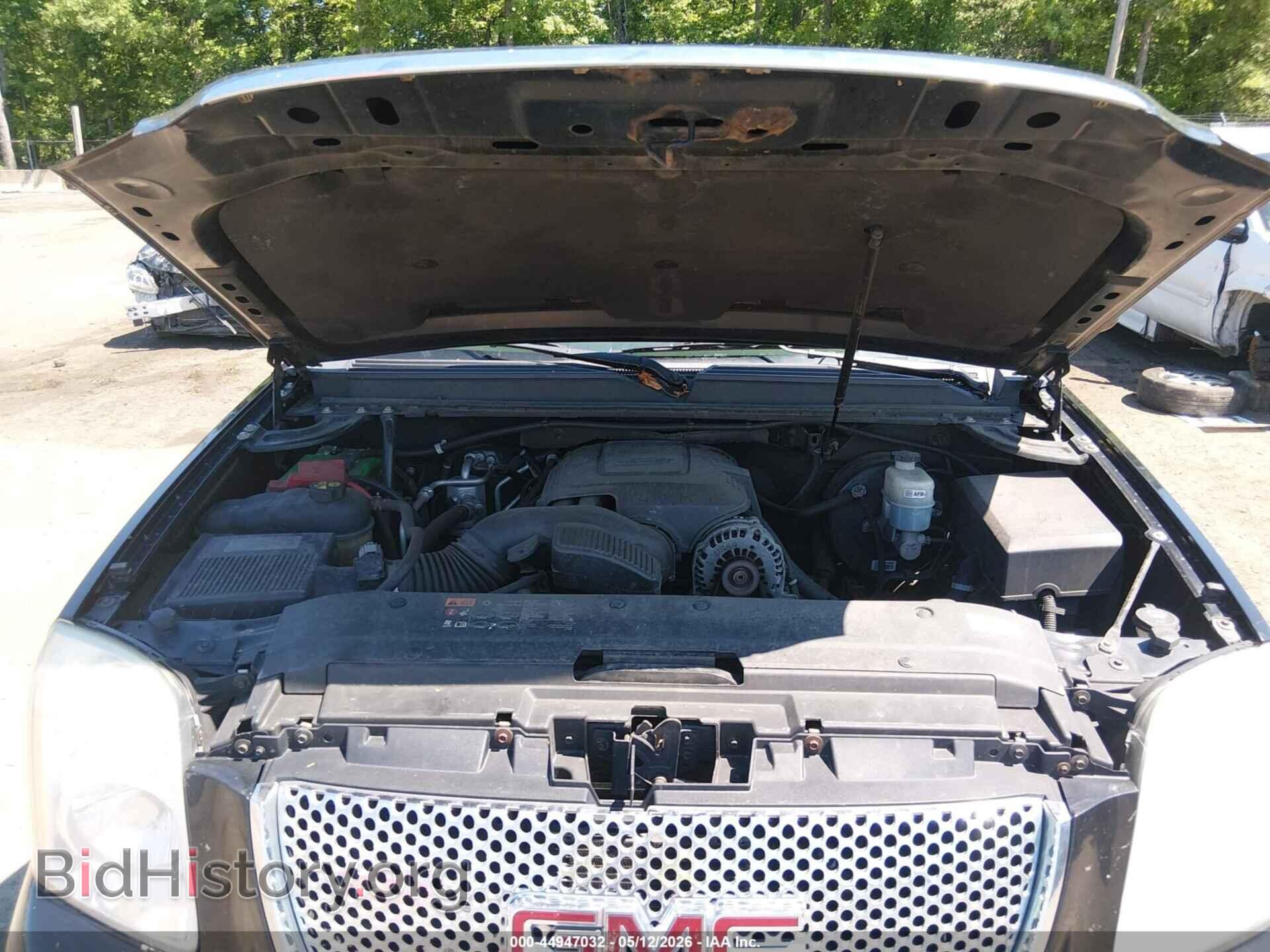 2011 GMC YUKON - VIN: 1GKS2EEF4BR294051 - Photo 10