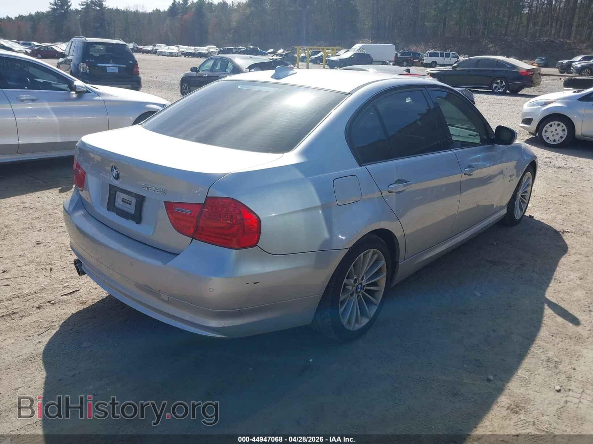 2010 BMW 328I - VIN: WBAPK5C55AA647810 - Фото 4