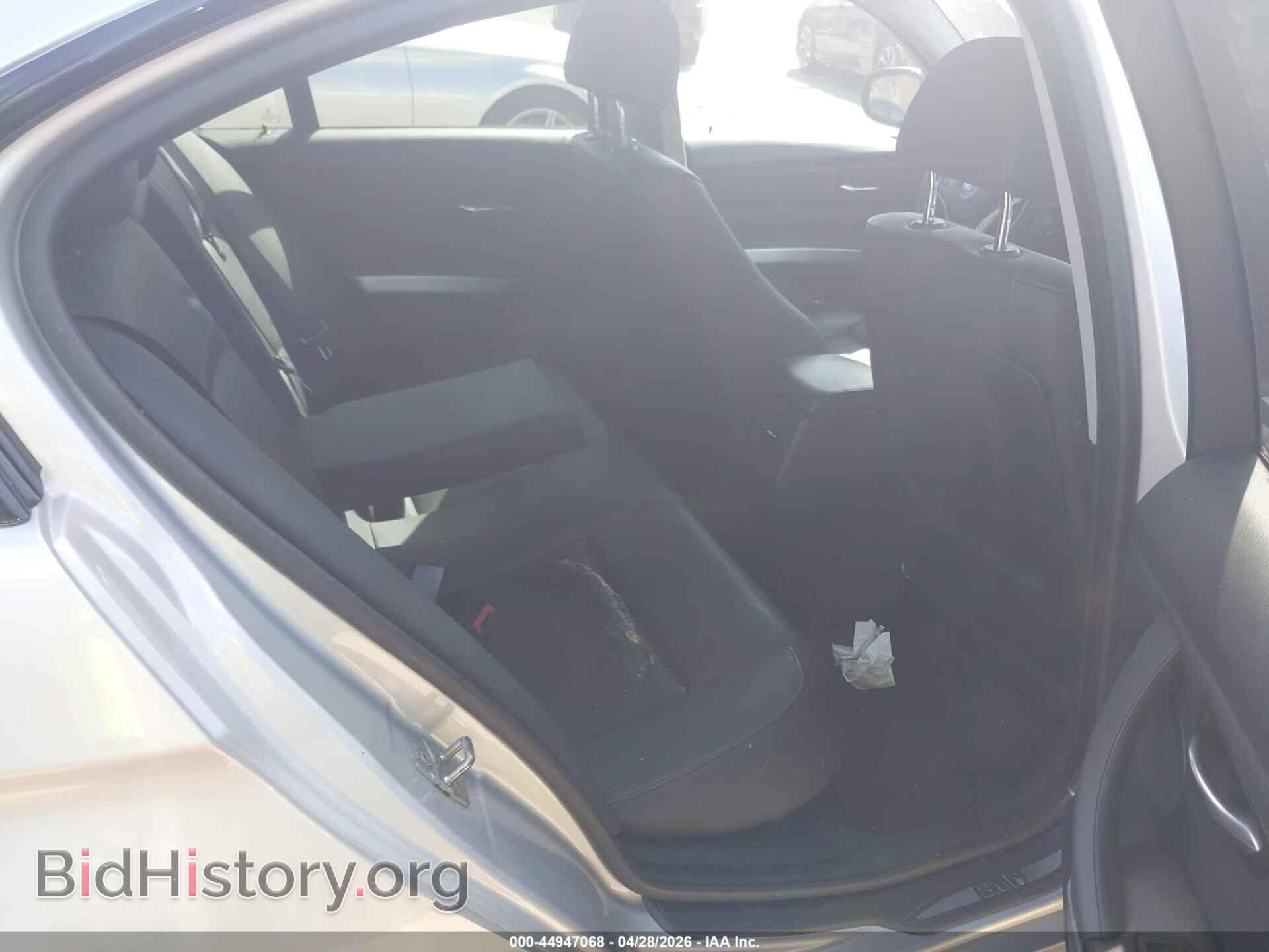 2010 BMW 328I - VIN: WBAPK5C55AA647810 - Фото 8