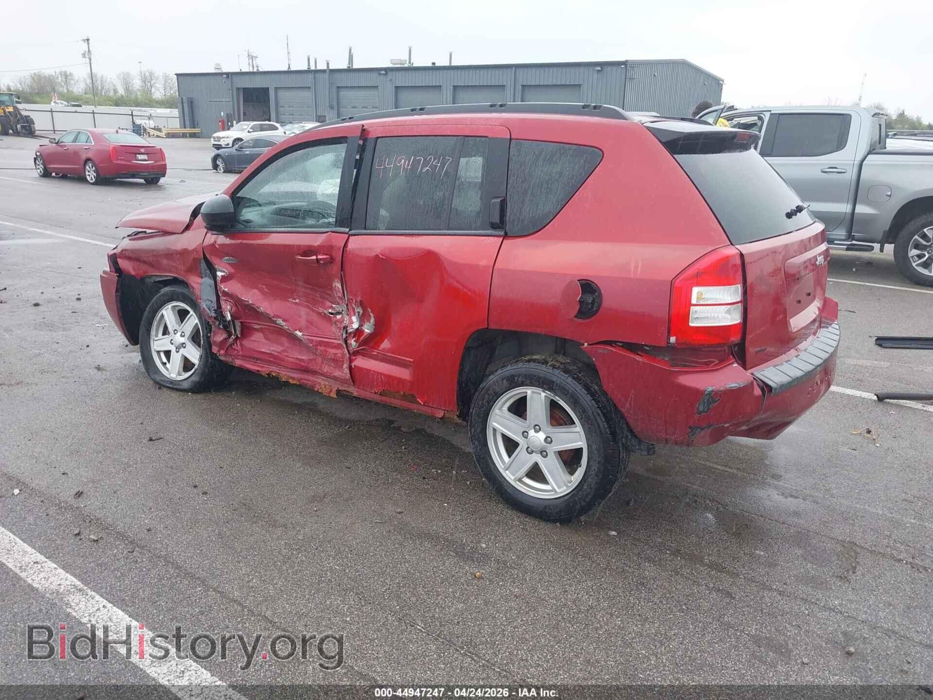 2010 JEEP COMPASS - VIN: 1J4NT4FBXAD562537 - Photo 3