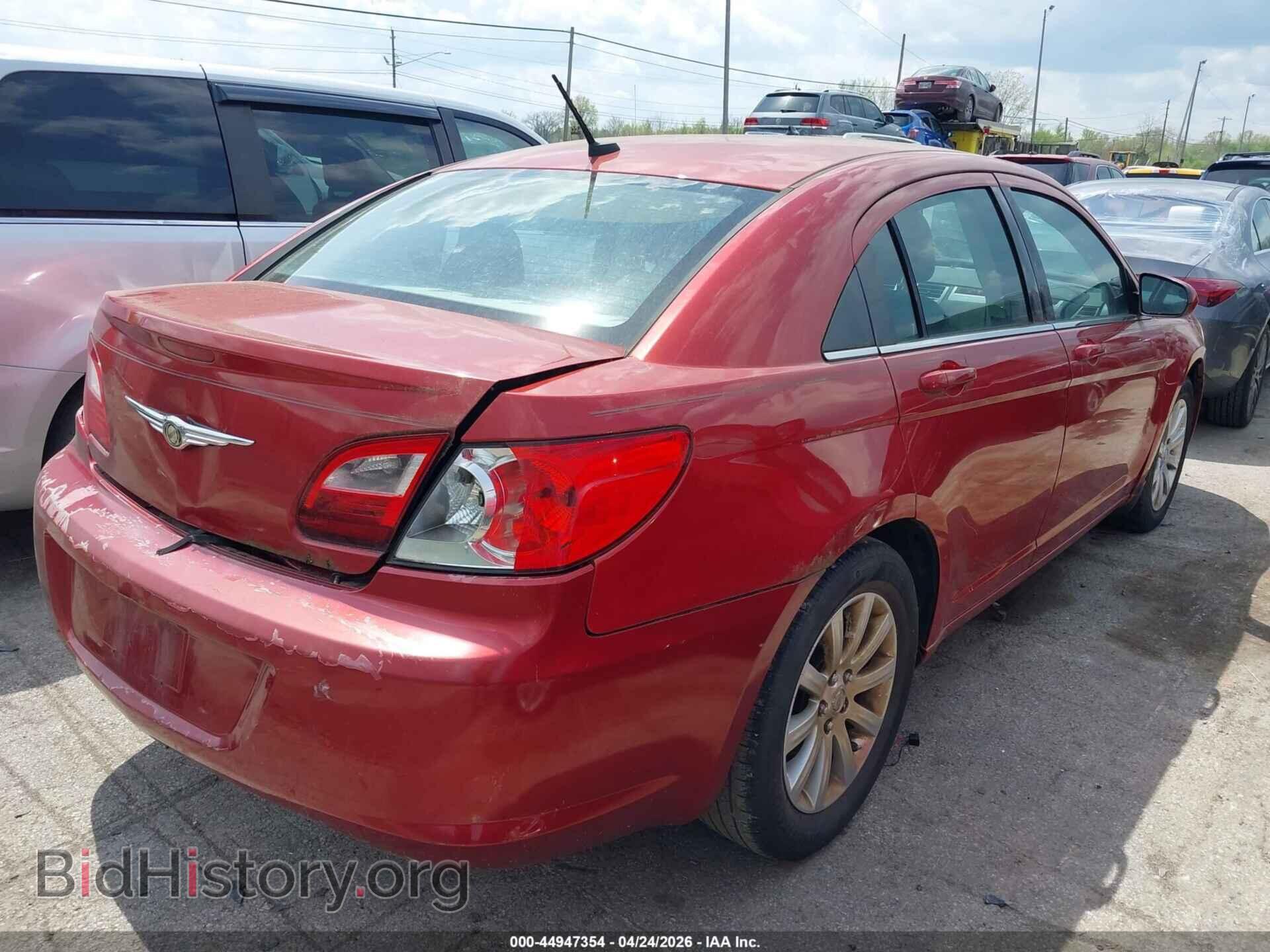 2010 CHRYSLER SEBRING - VIN: 1C3CC5FB0AN229510 - Фото 4