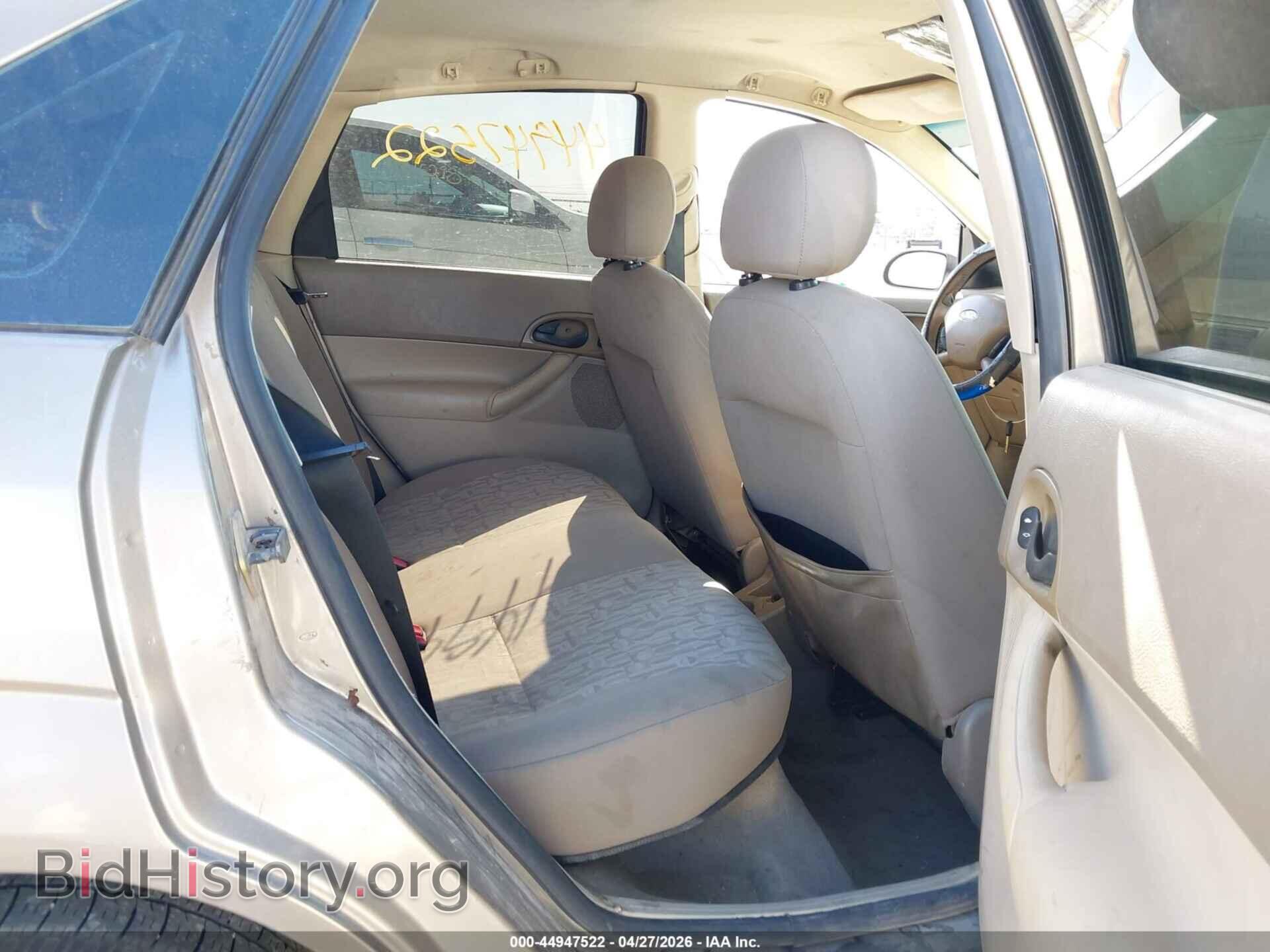 2005 FORD FOCUS - VIN: 1FAFP34N05W207253 - Фото 8