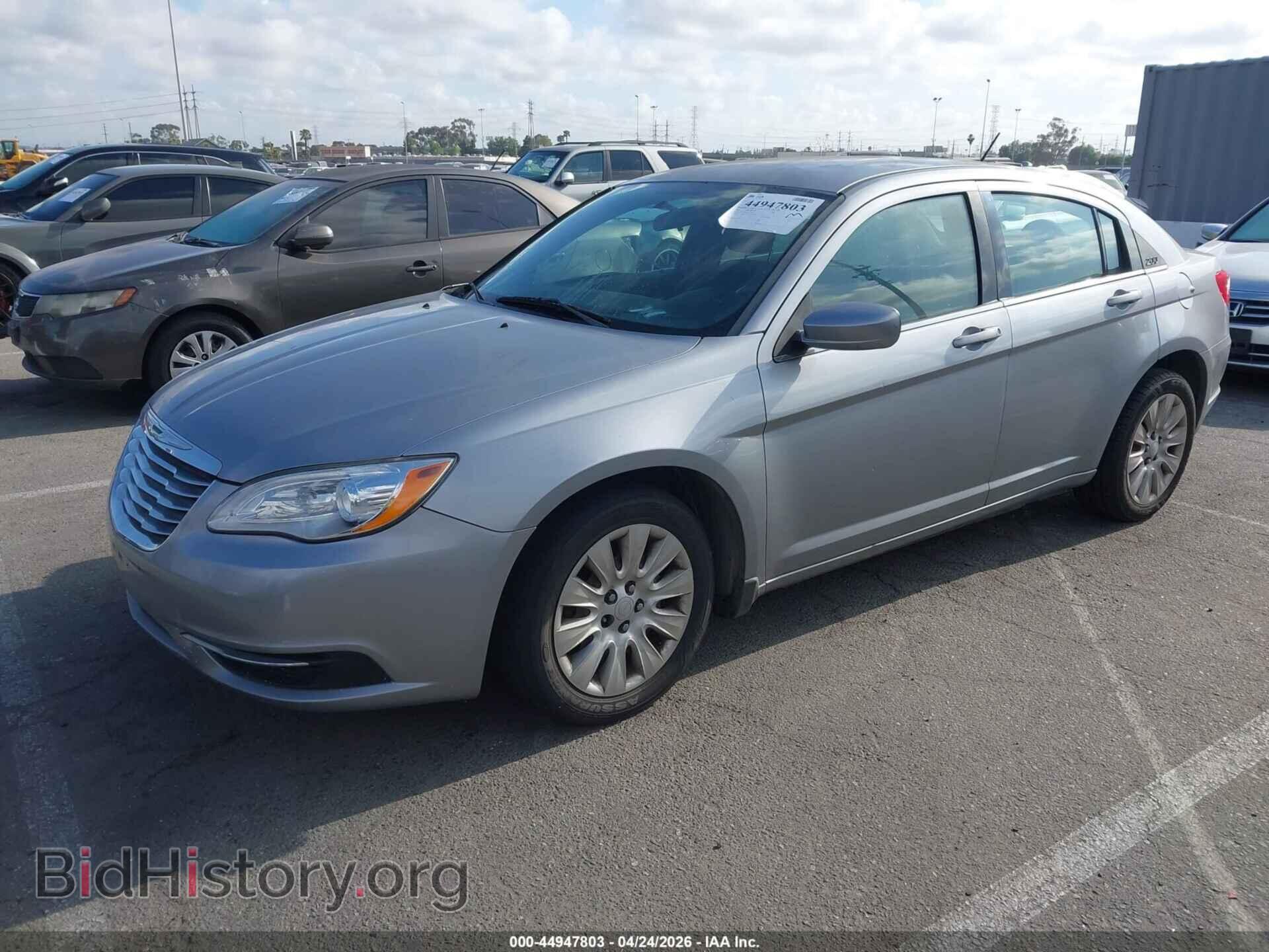 2014 CHRYSLER 200 - VIN: 1C3CCBAB3EN125220 - Фото 2
