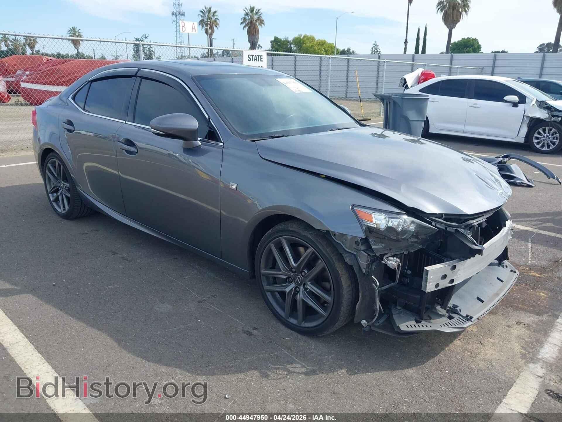 Фотография JTHBA1D26G5035676 - LEXUS IS 200T 2016