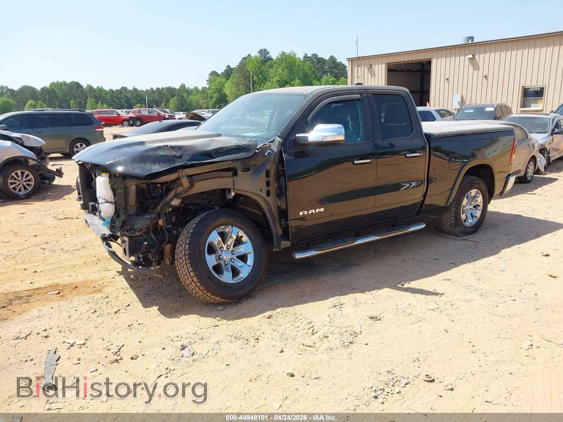 2020 RAM 1500 - VIN: 1C6SRFDT3LN281070 - Фото 2