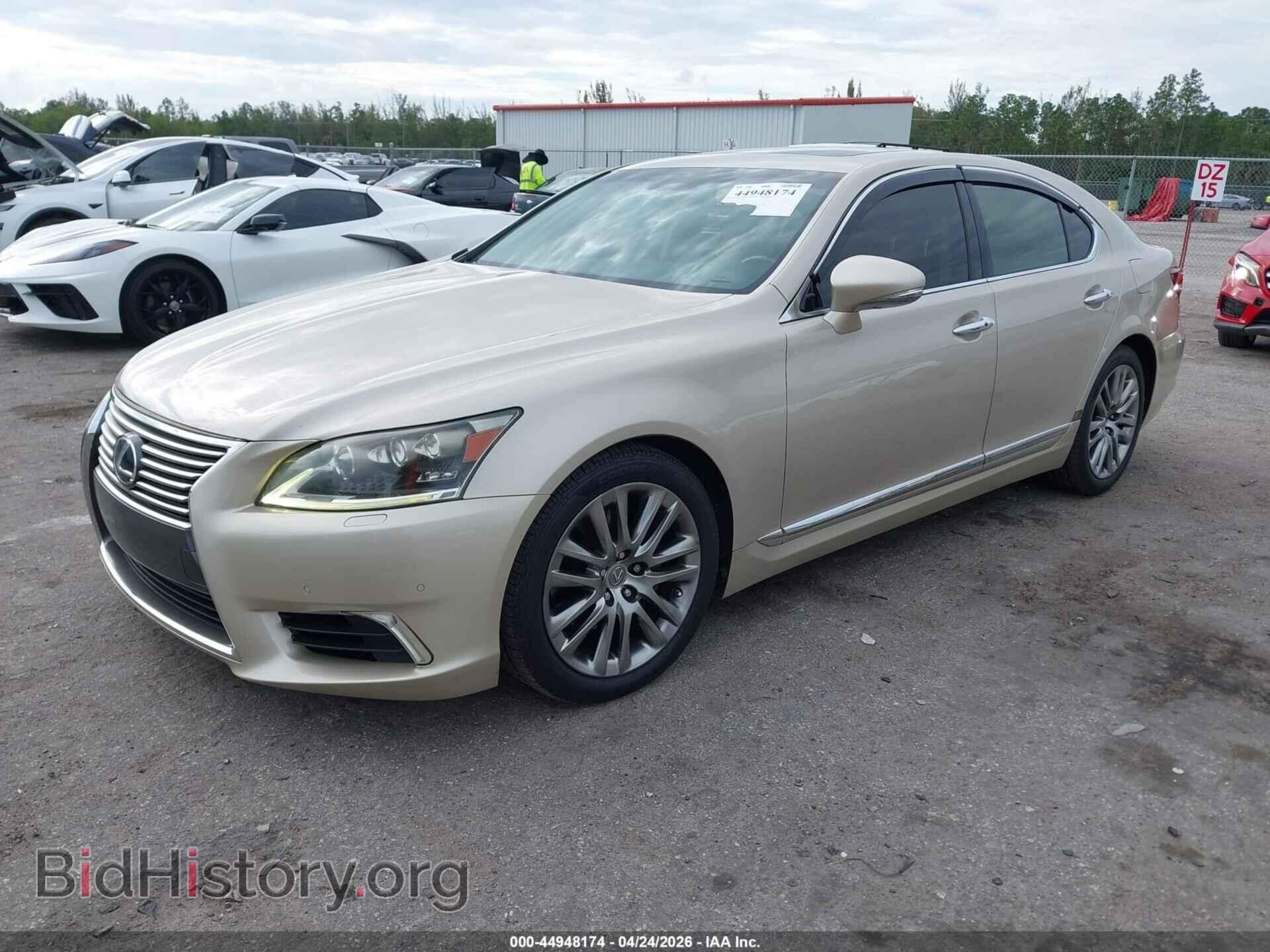 2013 LEXUS LS 460 - VIN: JTHBL5EF8D5121957 - Photo 2