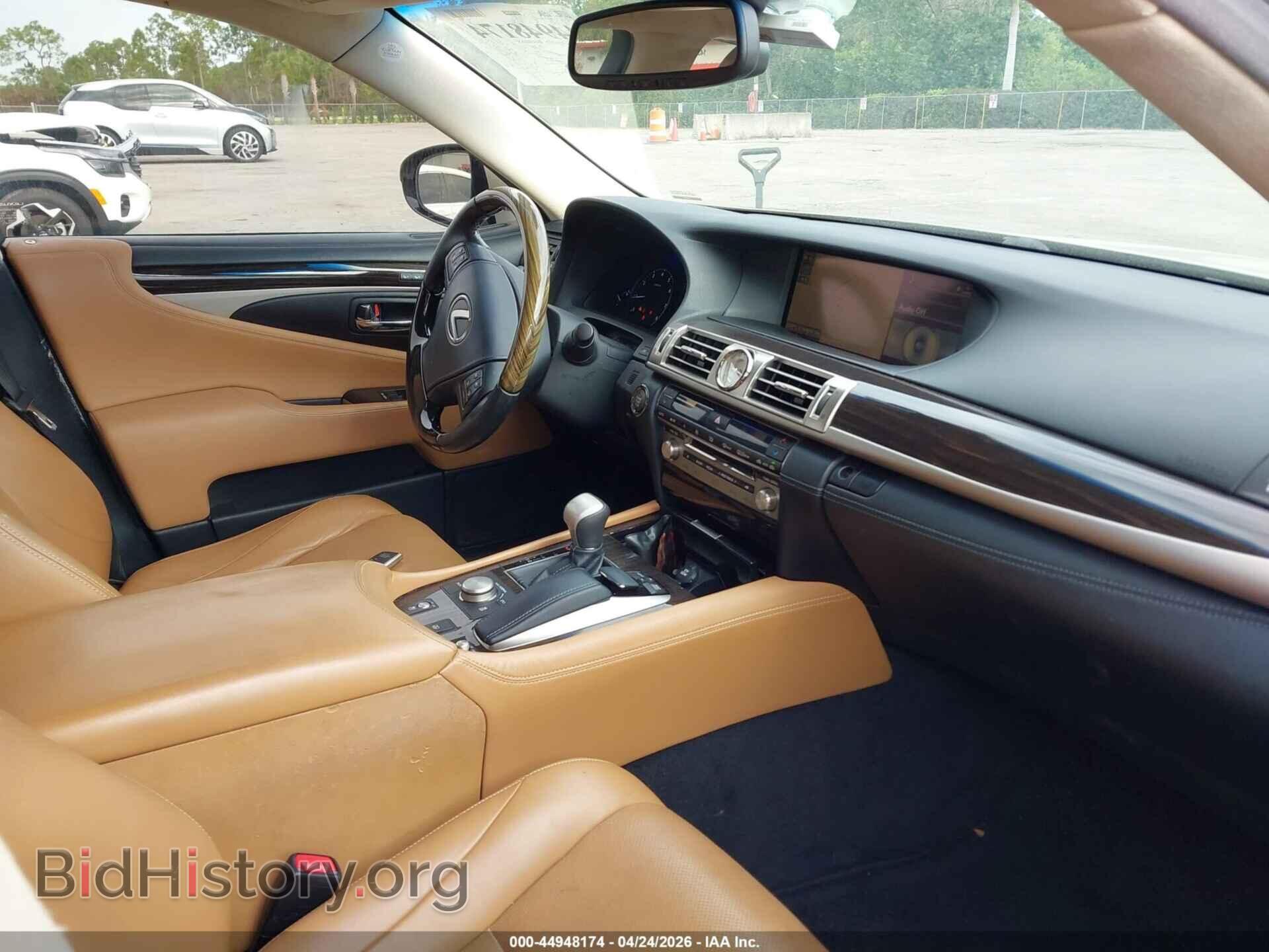 2013 LEXUS LS 460 - VIN: JTHBL5EF8D5121957 - Photo 5