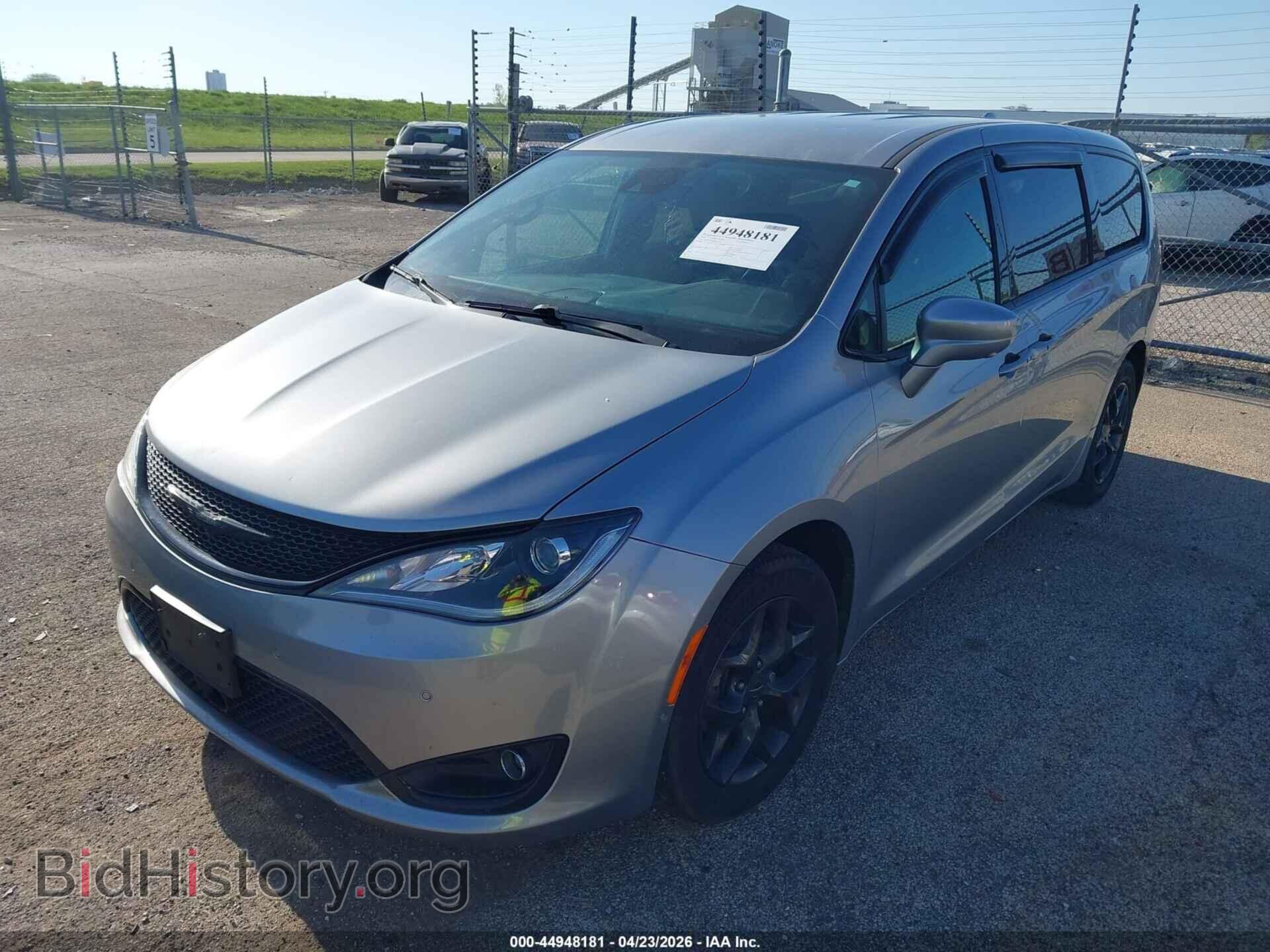 2019 CHRYSLER PACIFICA - VIN: 2C4RC1FG6KR575155 - Photo 2