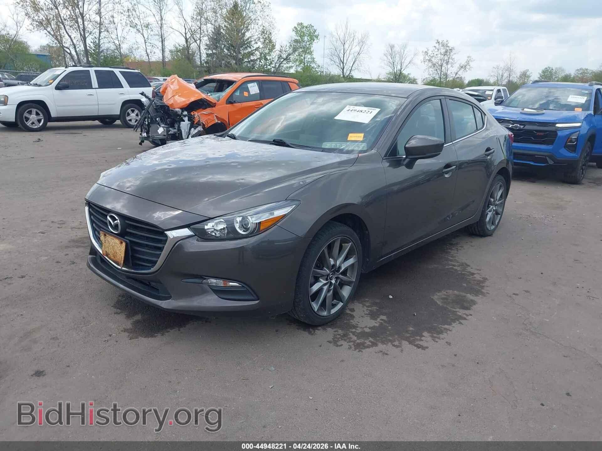 2018 MAZDA MAZDA3 - VIN: 3MZBN1V33JM189287 - Фото 2