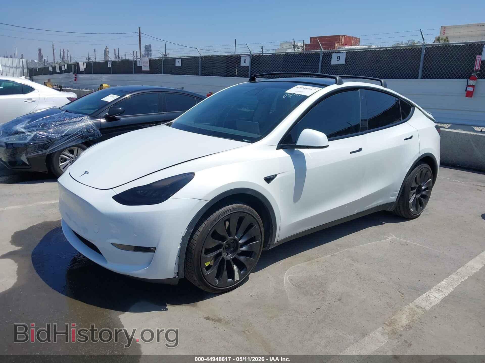 2021 TESLA MODEL Y - VIN: 5YJYGDEE2MF097364 - Фото 2