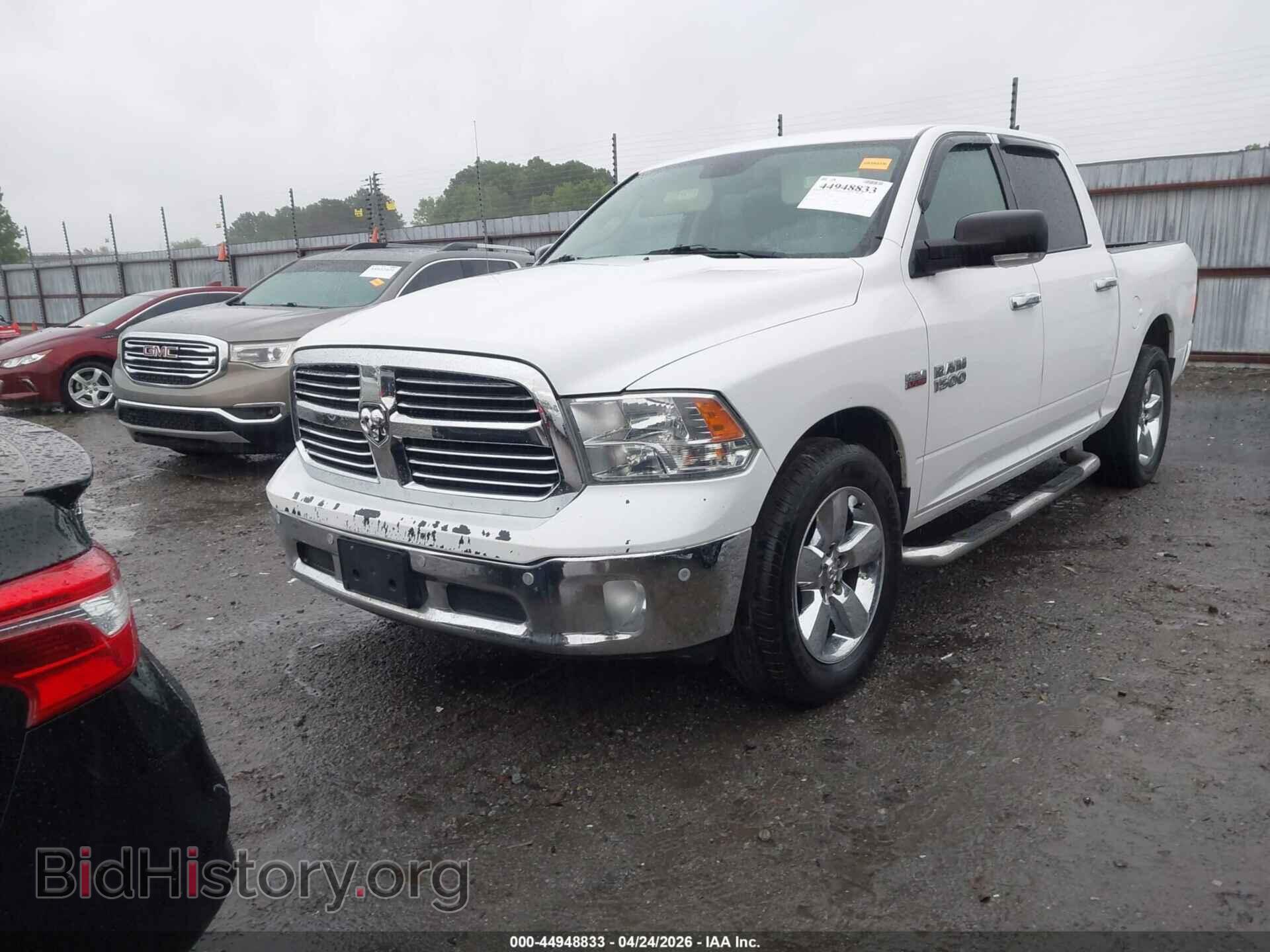 2016 RAM 1500 - VIN: 1C6RR6LT3GS233592 - Фото 2