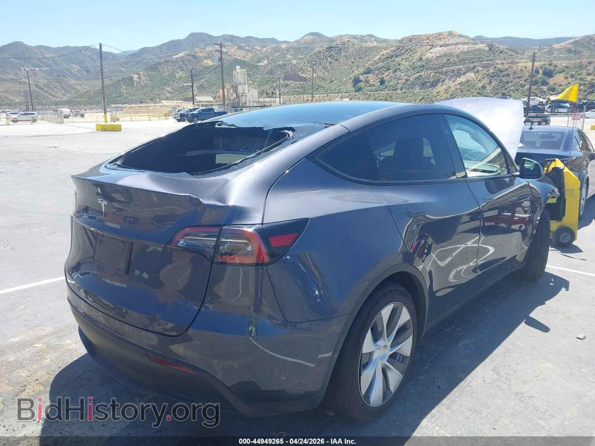 2023 TESLA MODEL Y - VIN: 7SAYGDED4PF979411 - Фото 4