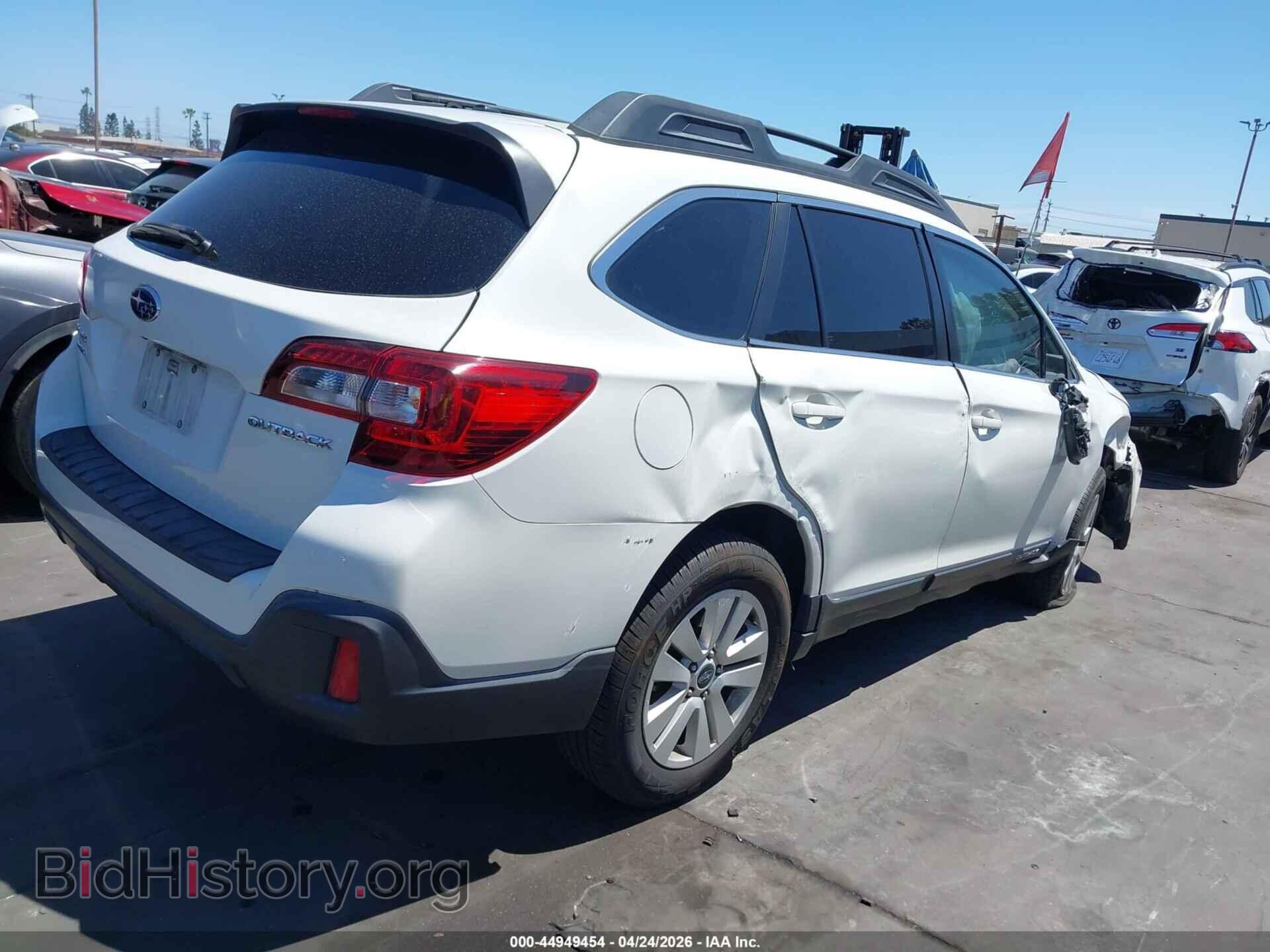 2019 SUBARU OUTBACK - VIN: 4S4BSABC6K3384119 - Фото 4