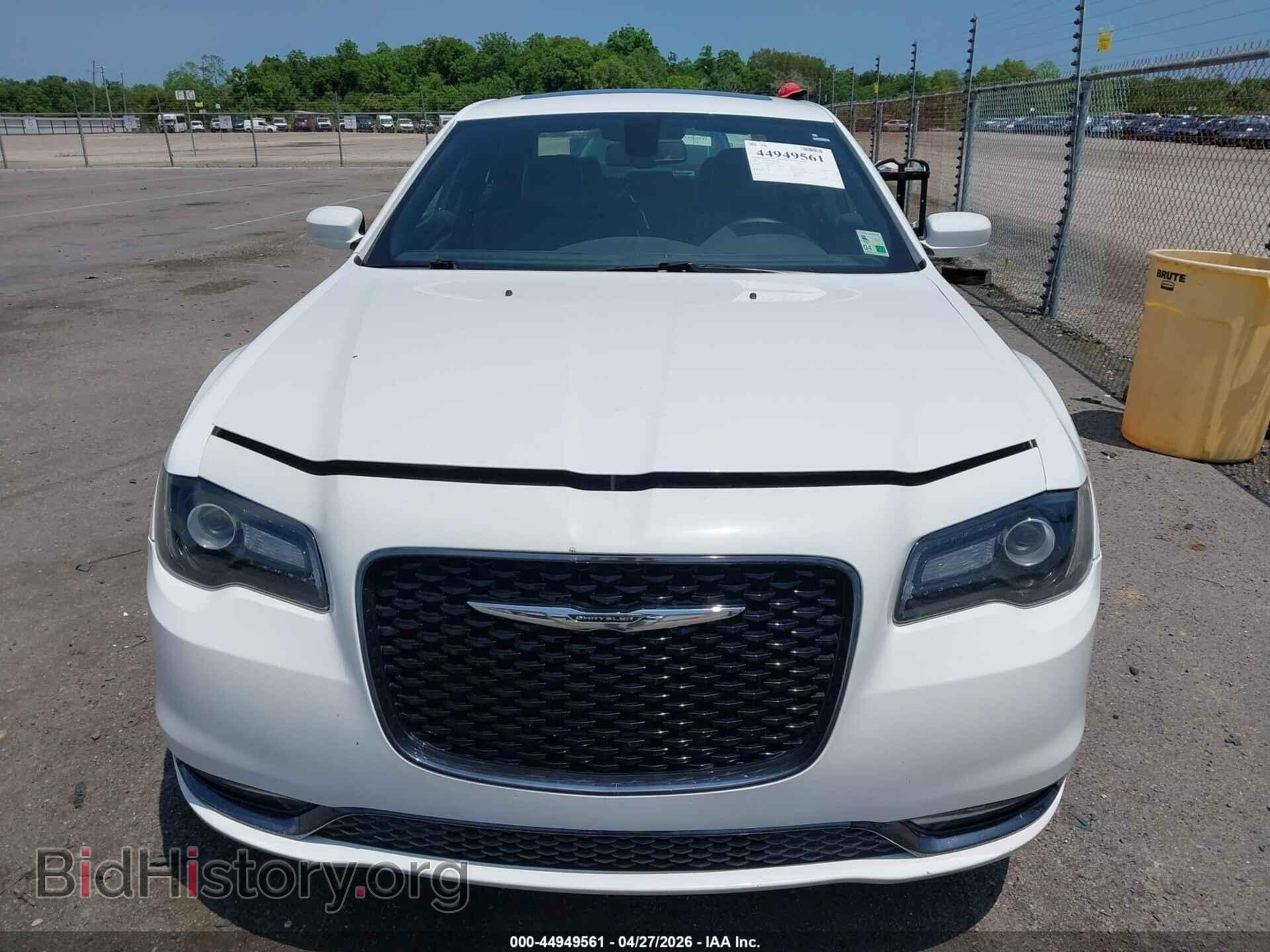 2017 CHRYSLER 300 - VIN: 2C3CCABG2HH521785 - Фото 12