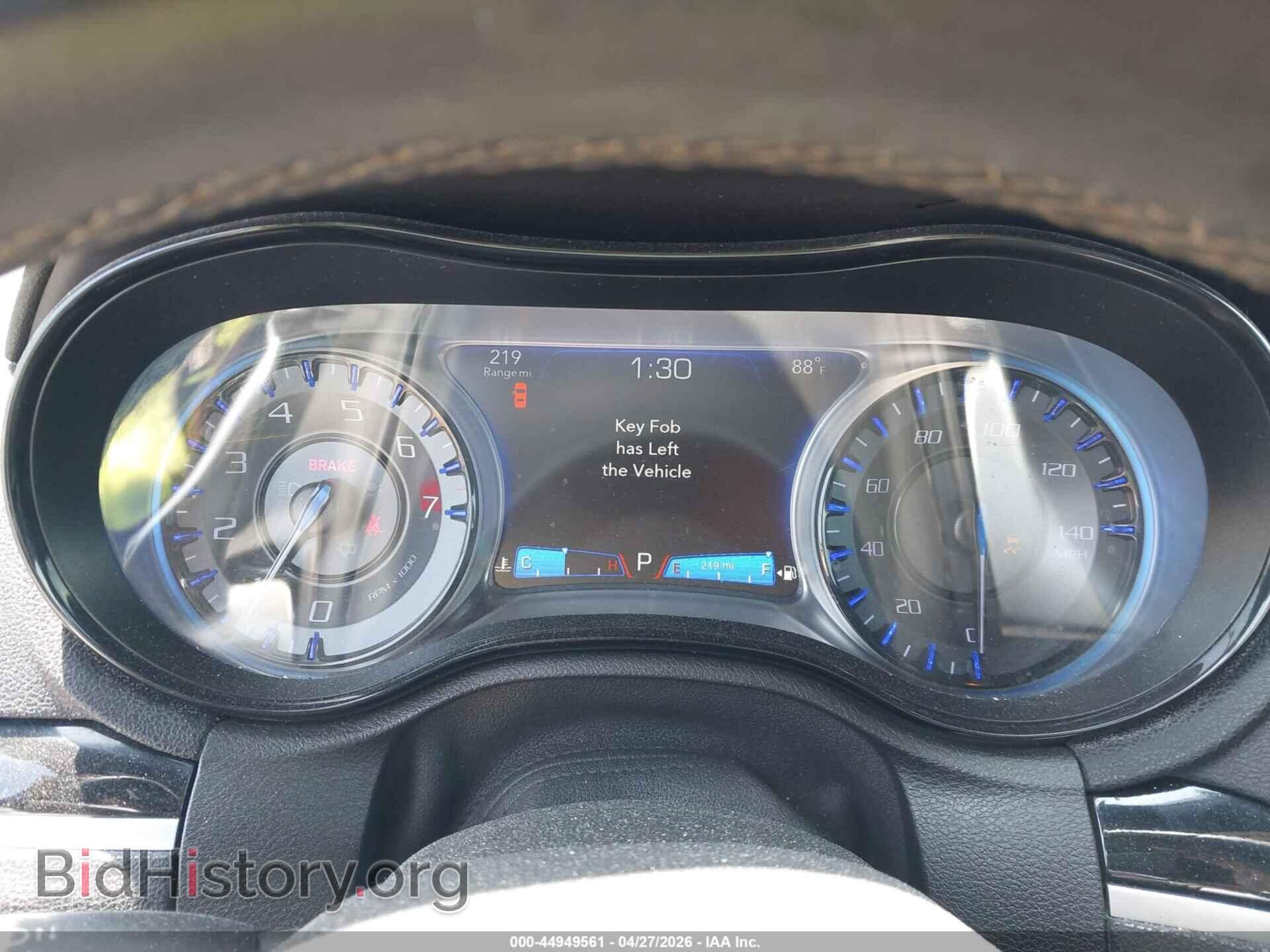 2017 CHRYSLER 300 - VIN: 2C3CCABG2HH521785 - Фото 7