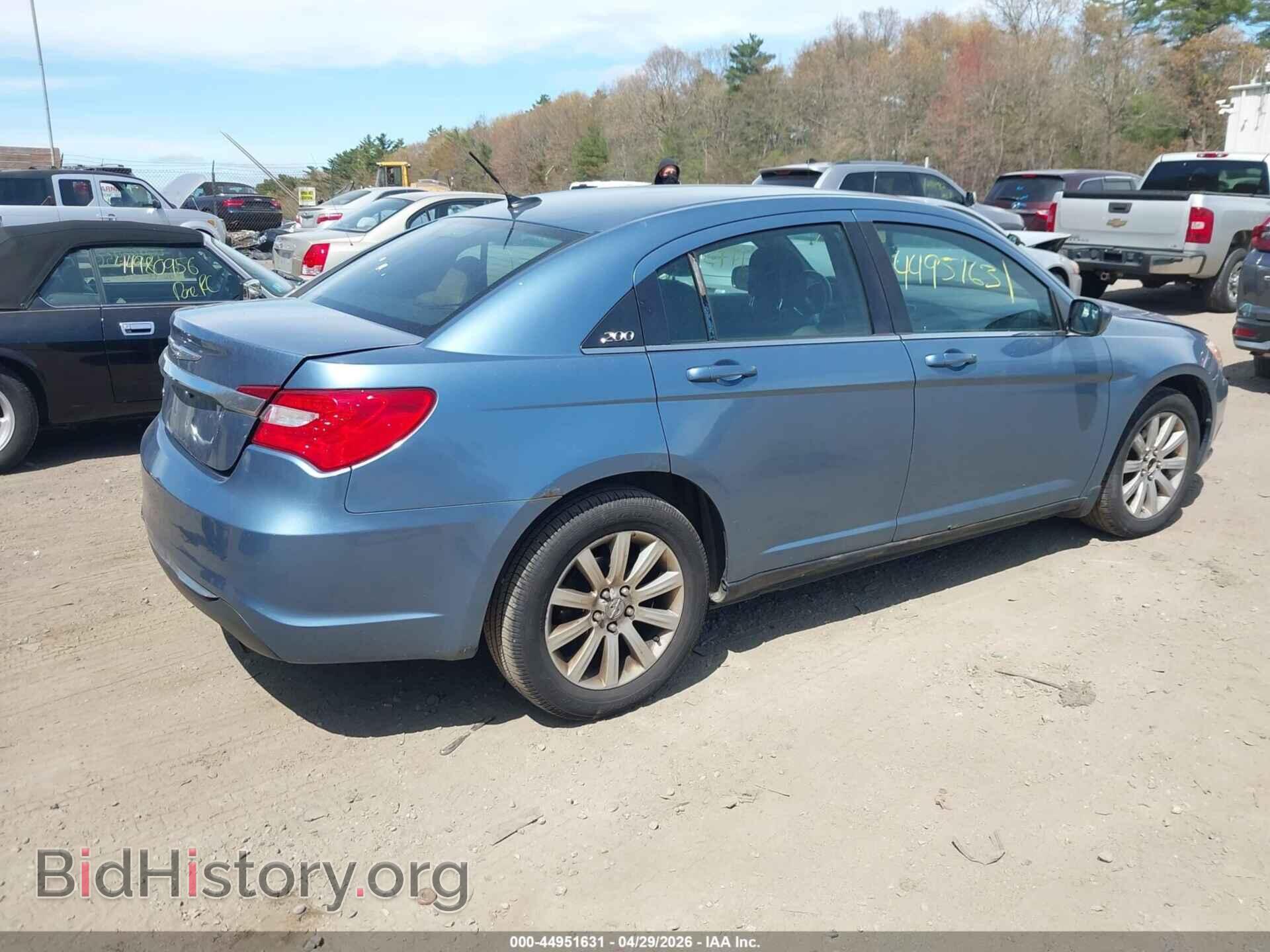2011 CHRYSLER 200 - VIN: 1C3BC1FBXBN593083 - Фото 4