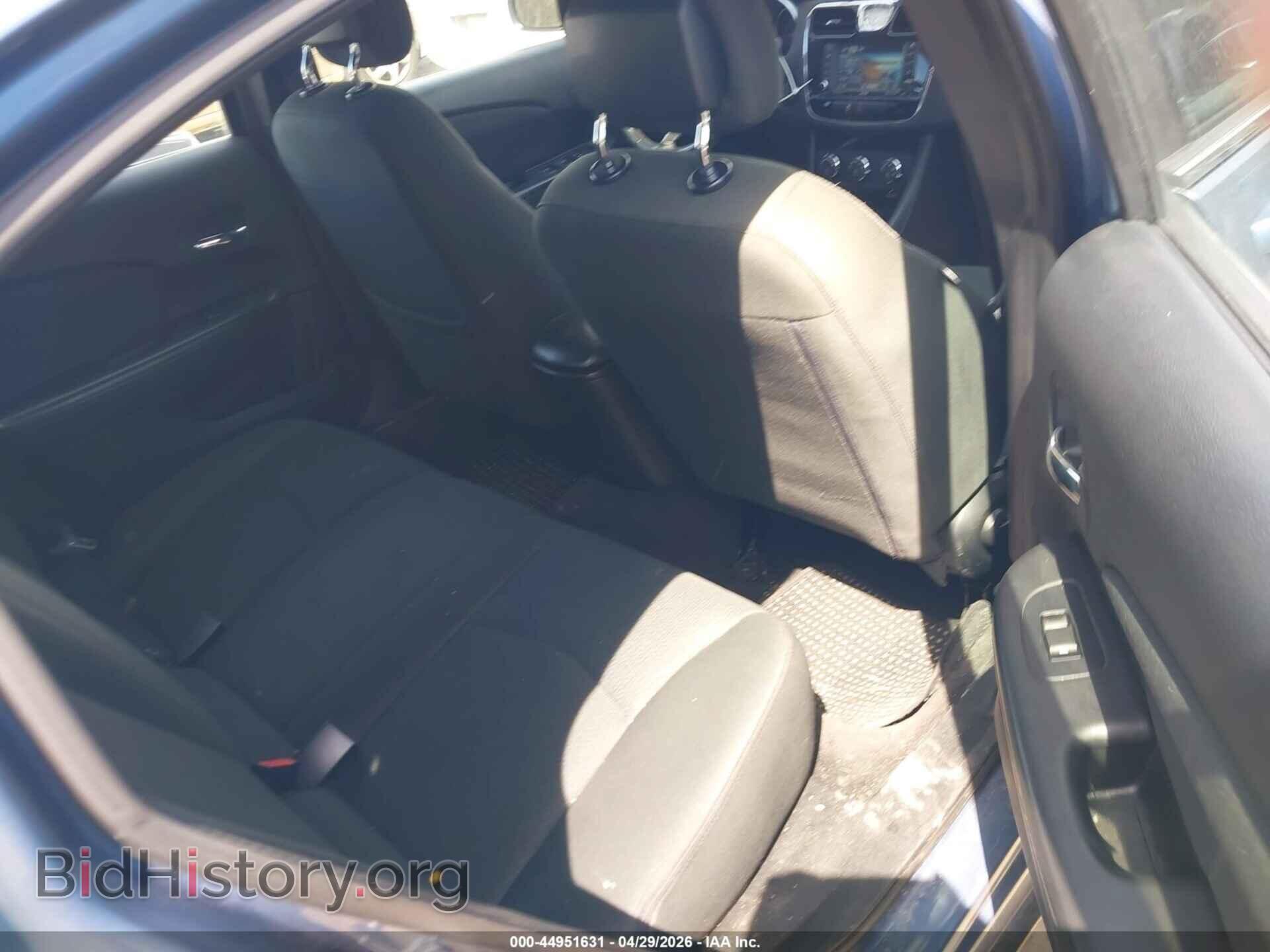2011 CHRYSLER 200 - VIN: 1C3BC1FBXBN593083 - Фото 8