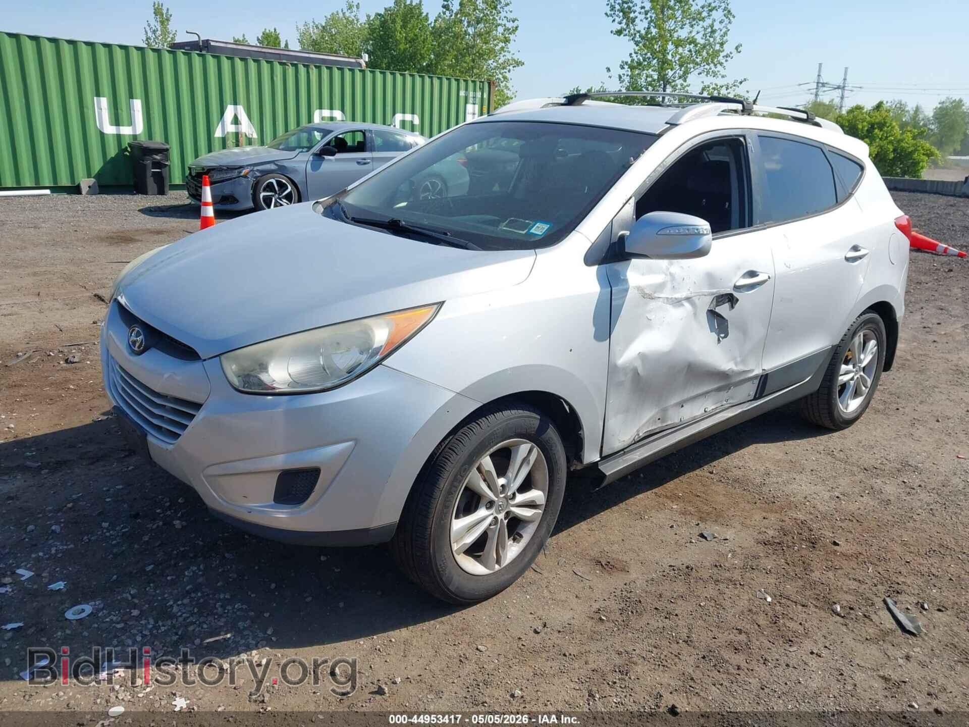 2012 HYUNDAI TUCSON - VIN: KM8JUCAC8CU417491 - Фото 2
