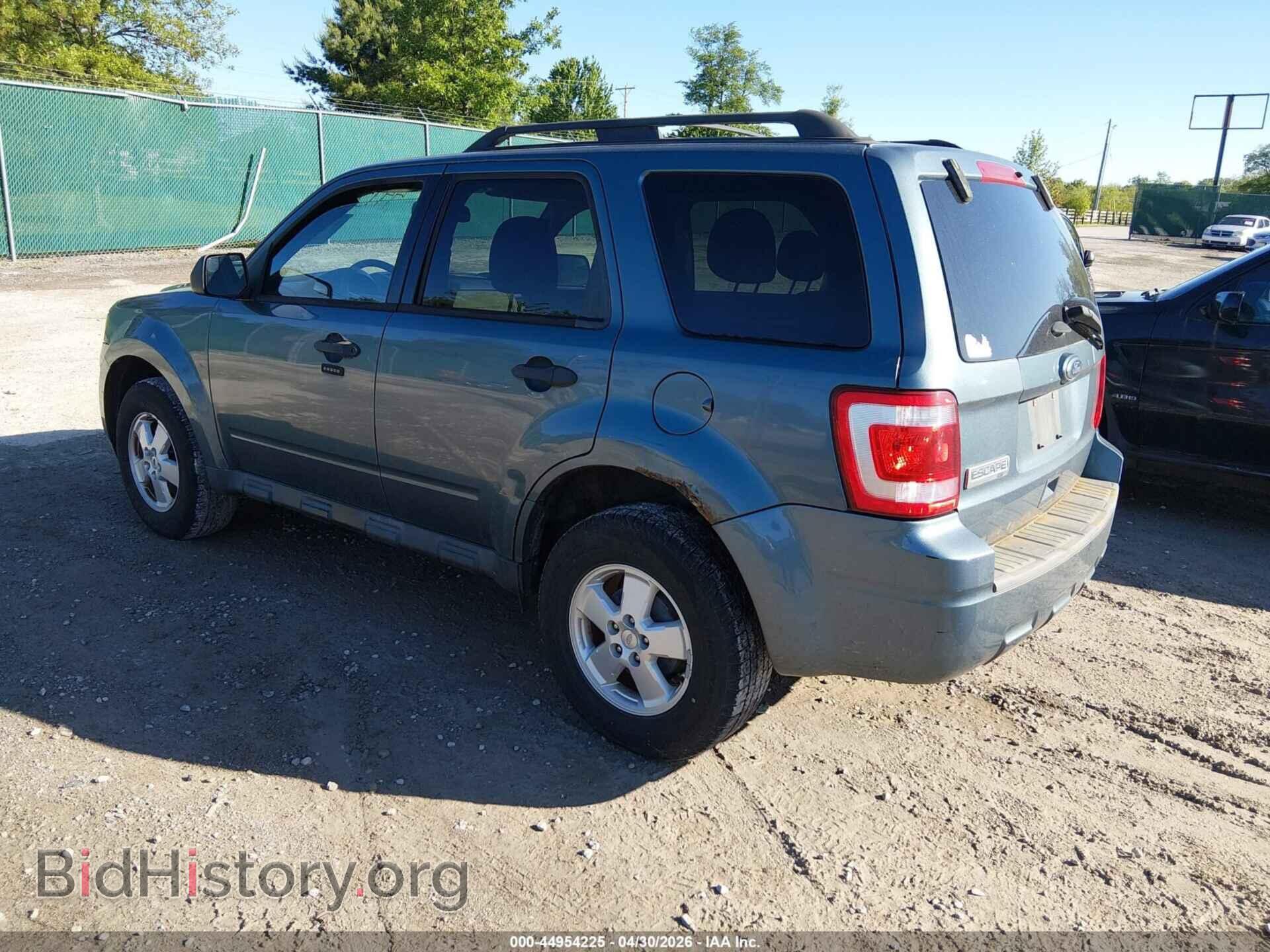 2011 FORD ESCAPE - VIN: 1FMCU0D72BKB16103 - Фото 3