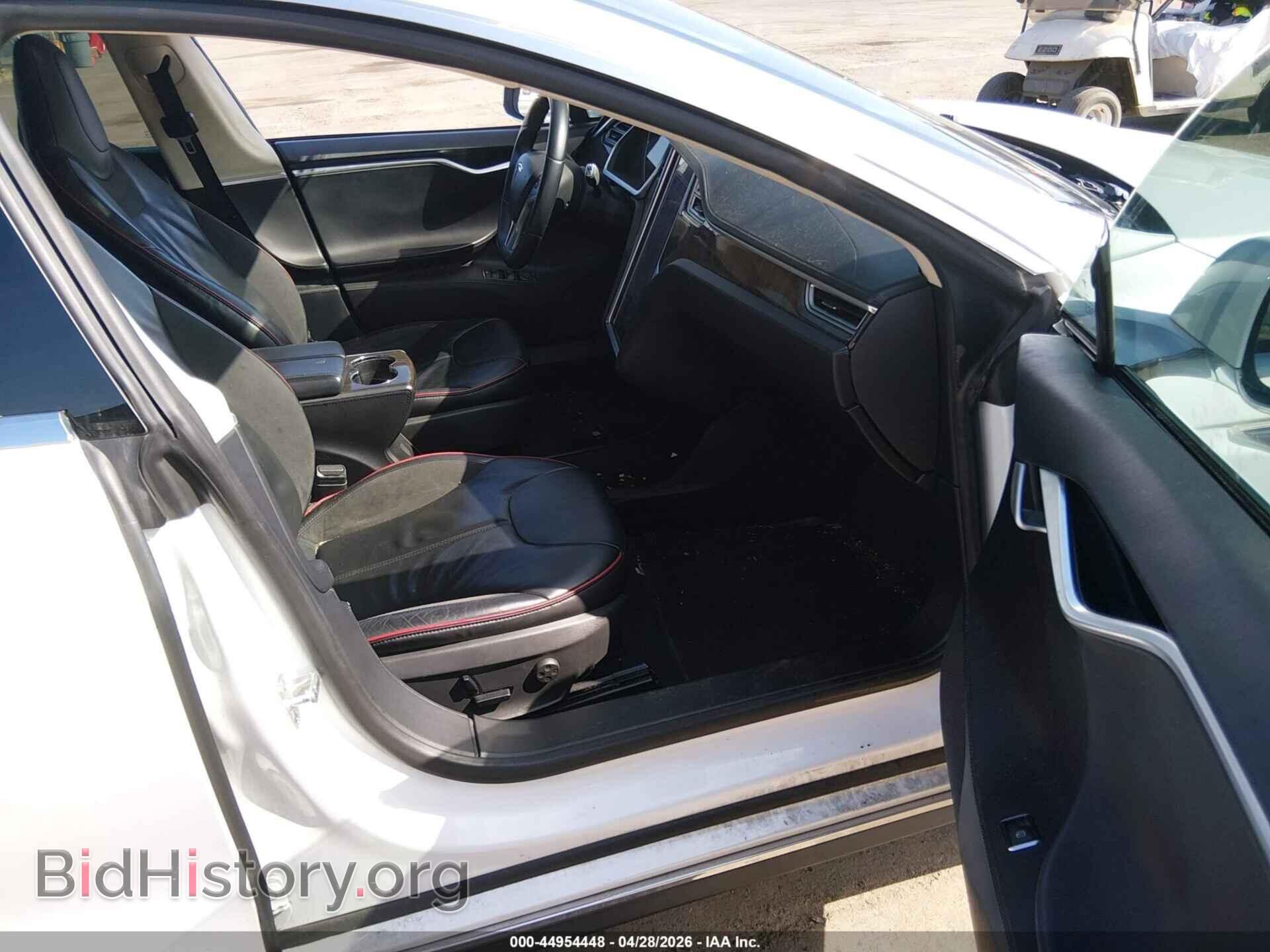 2013 TESLA MODEL S - VIN: 5YJSA1DP0DFP14124 - Фото 5