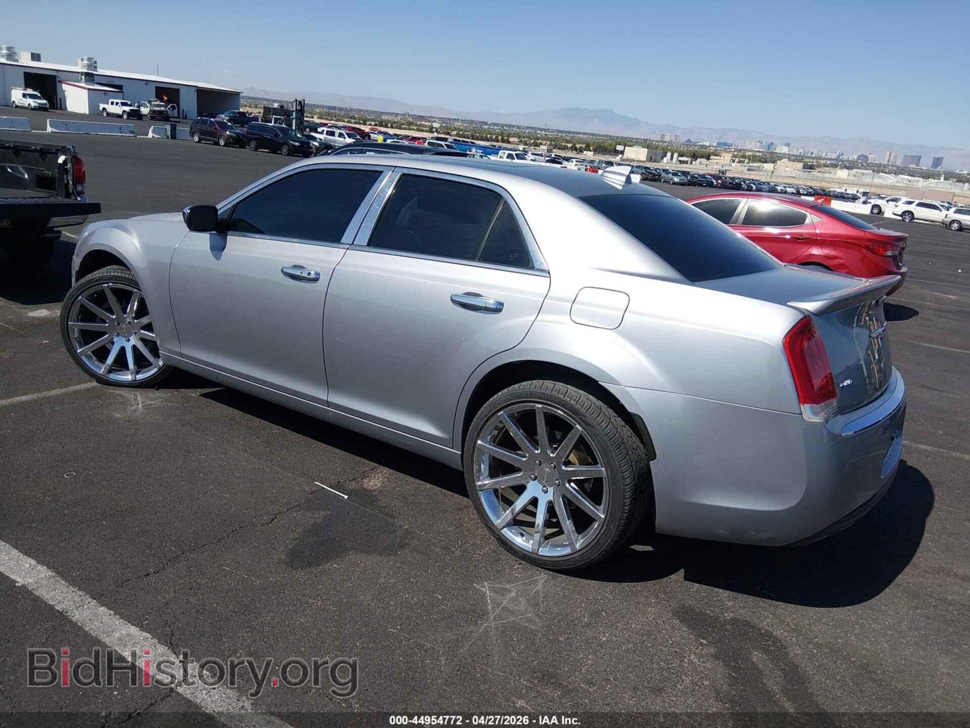 2016 CHRYSLER 300 - VIN: 2C3CCARG0GH325042 - Photo 3