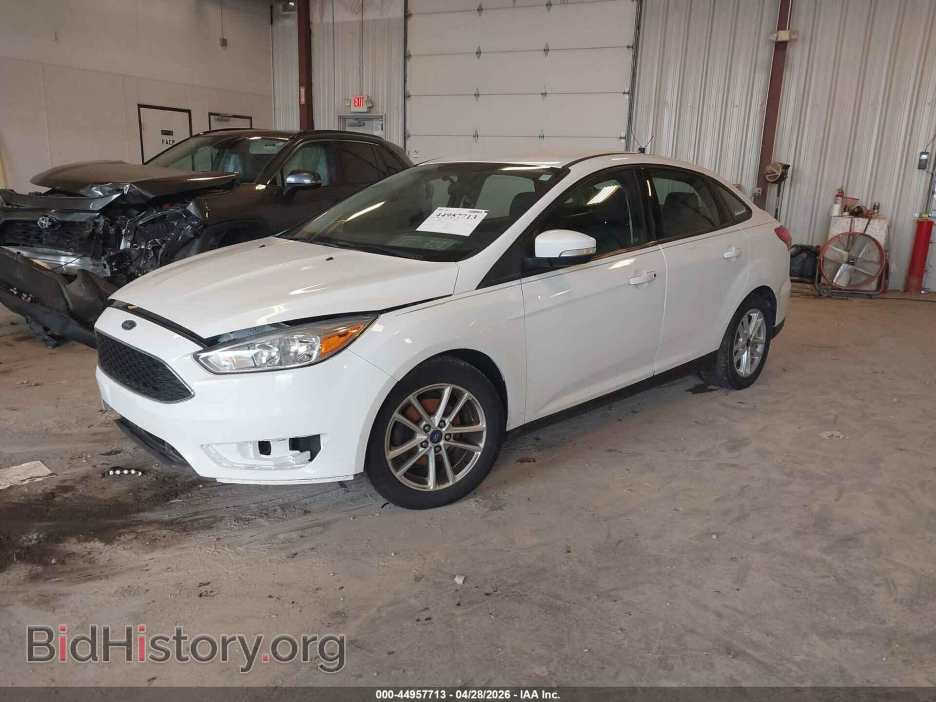 2017 FORD FOCUS - VIN: 1FADP3F29HL266642 - Photo 2