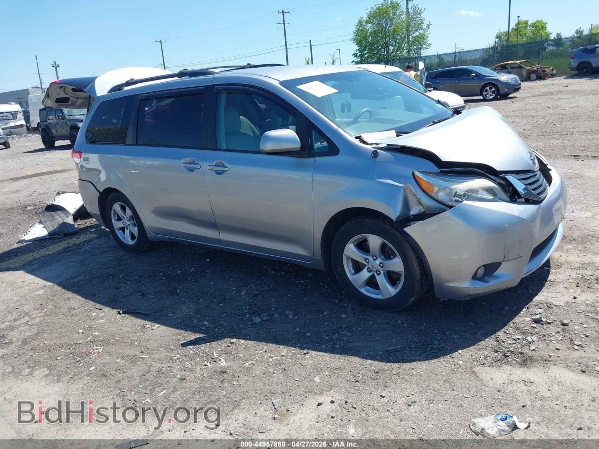 Photo 5TDKK3DC2CS201540 - TOYOTA SIENNA 2012