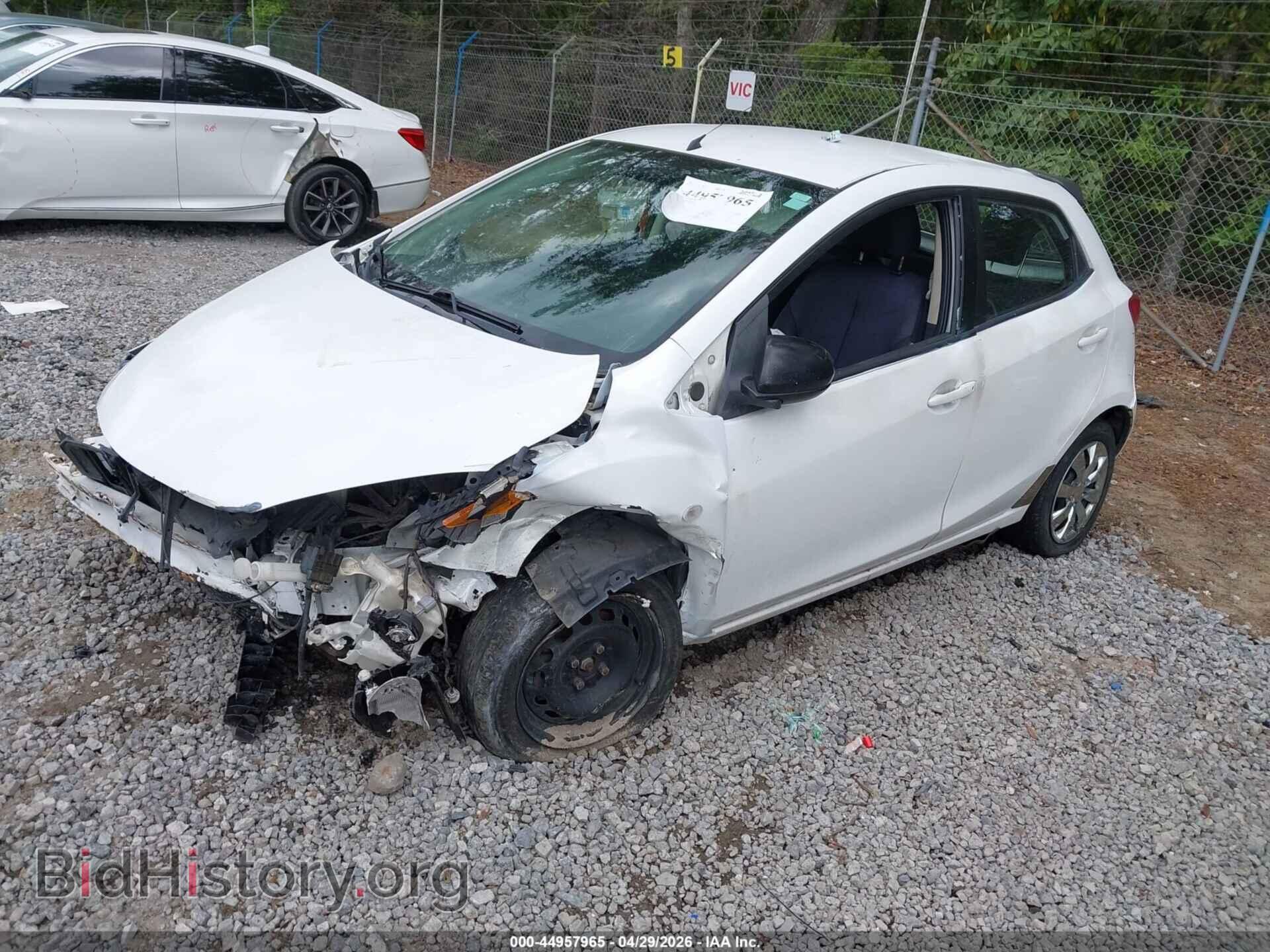 2011 MAZDA MAZDA2 - VIN: JM1DE1HZ0B0127331 - Фото 2