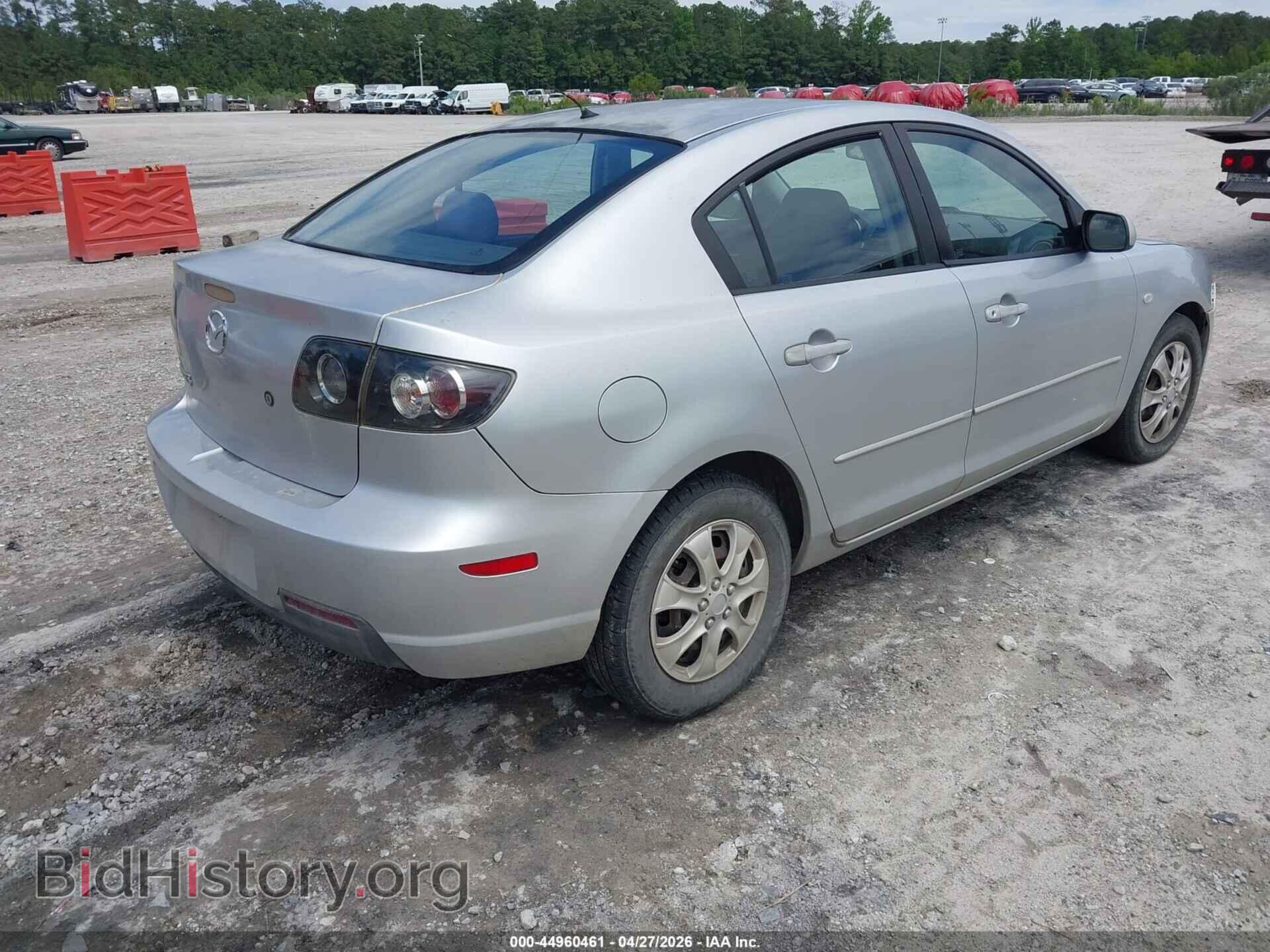2007 MAZDA MAZDA3 - VIN: JM1BK12F571680735 - Фото 4