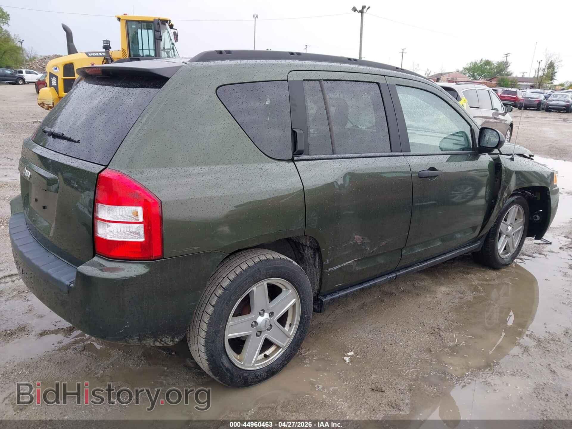 2007 JEEP COMPASS - VIN: 1J8FT47W07D427130 - Фото 4
