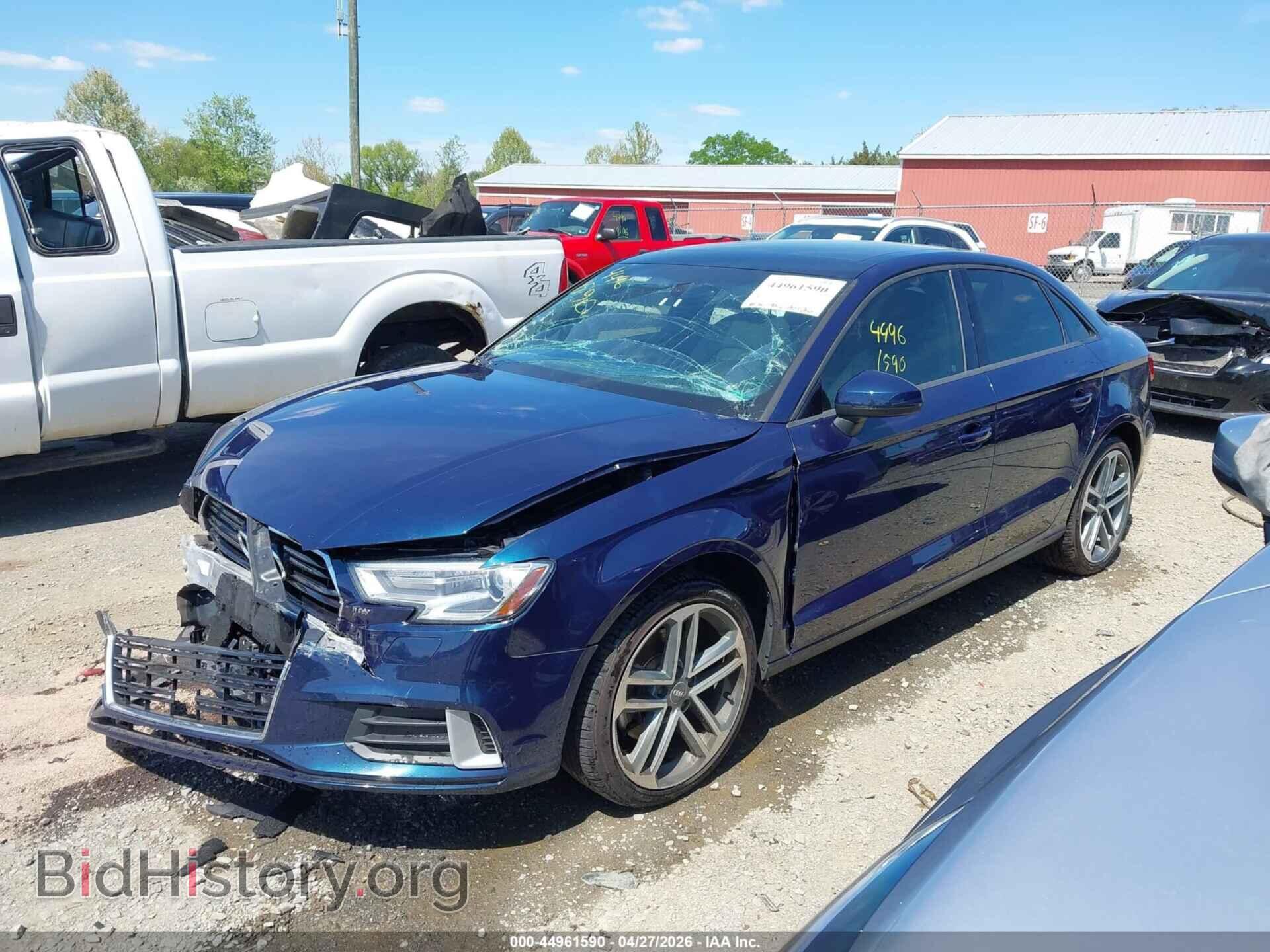 2018 AUDI A3 - VIN: WAUB8GFFXJ1061564 - Фото 2