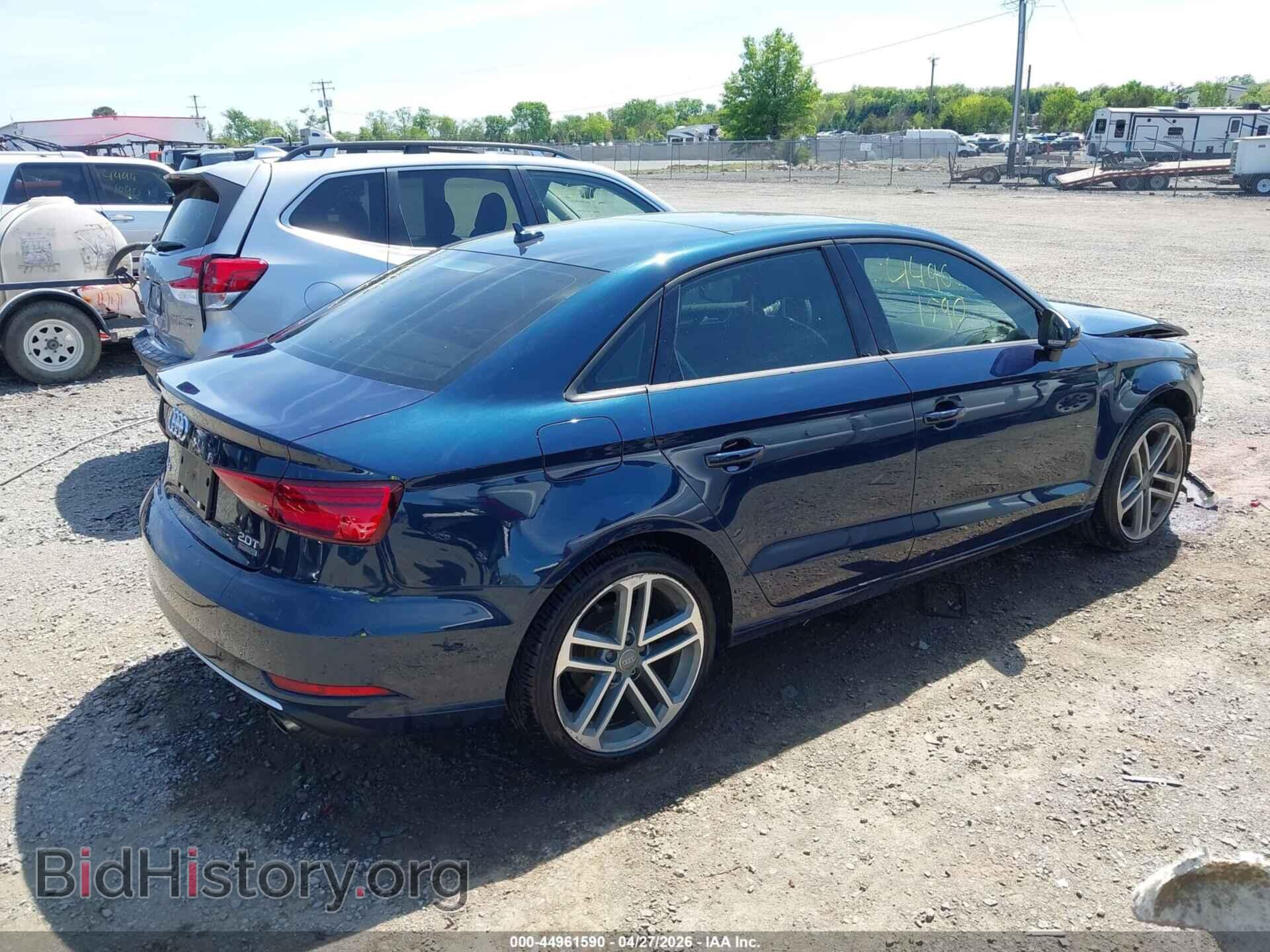 2018 AUDI A3 - VIN: WAUB8GFFXJ1061564 - Фото 4