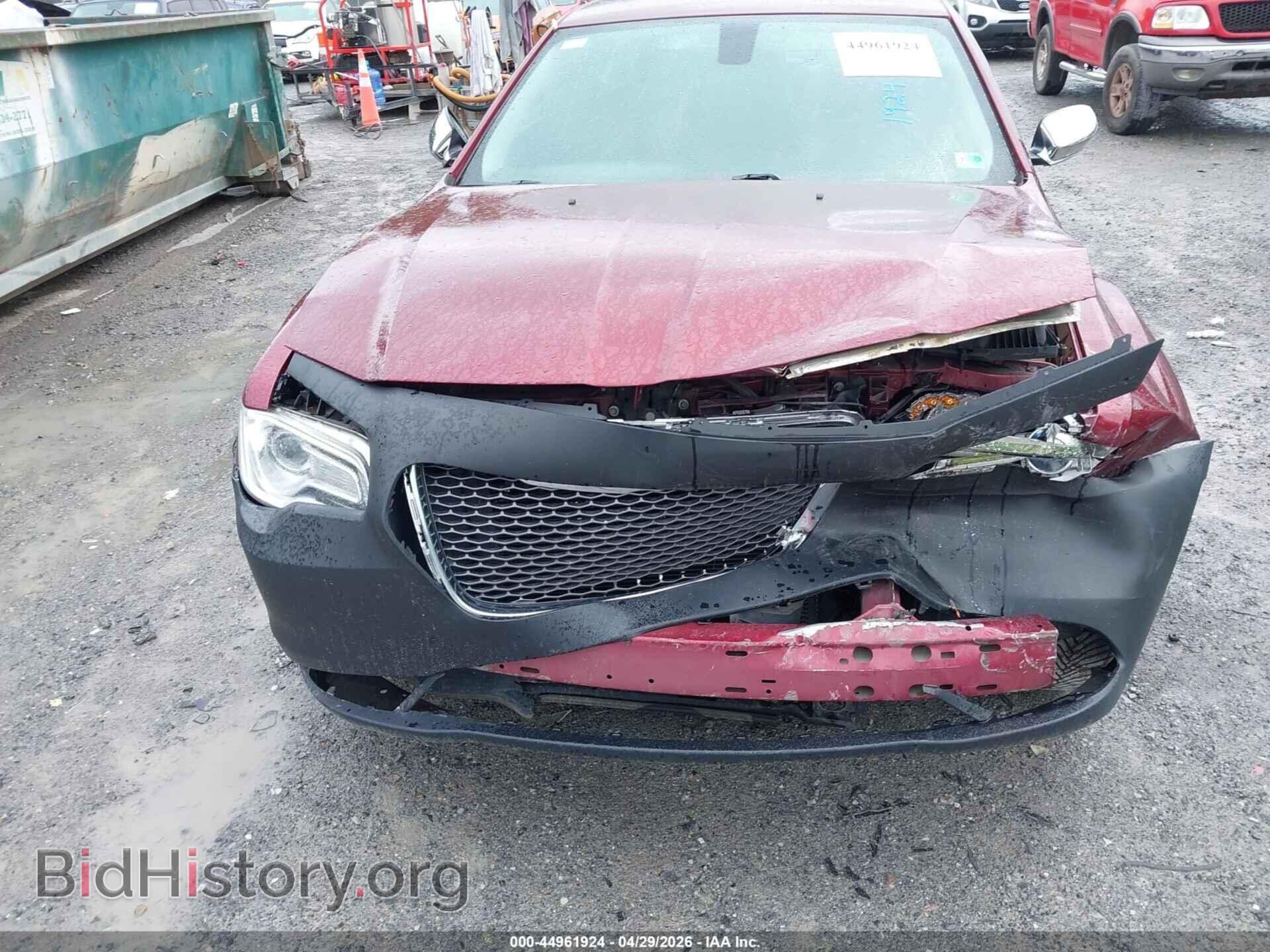 2016 CHRYSLER 300C - VIN: 2C3CCAKG2GH111471 - Фото 6
